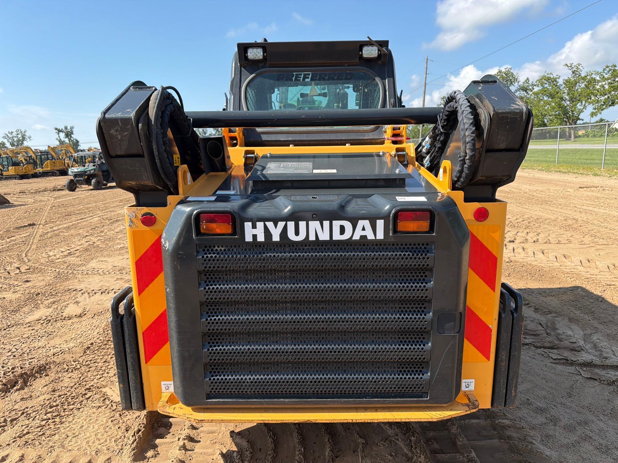 2023 Hyundai HT100