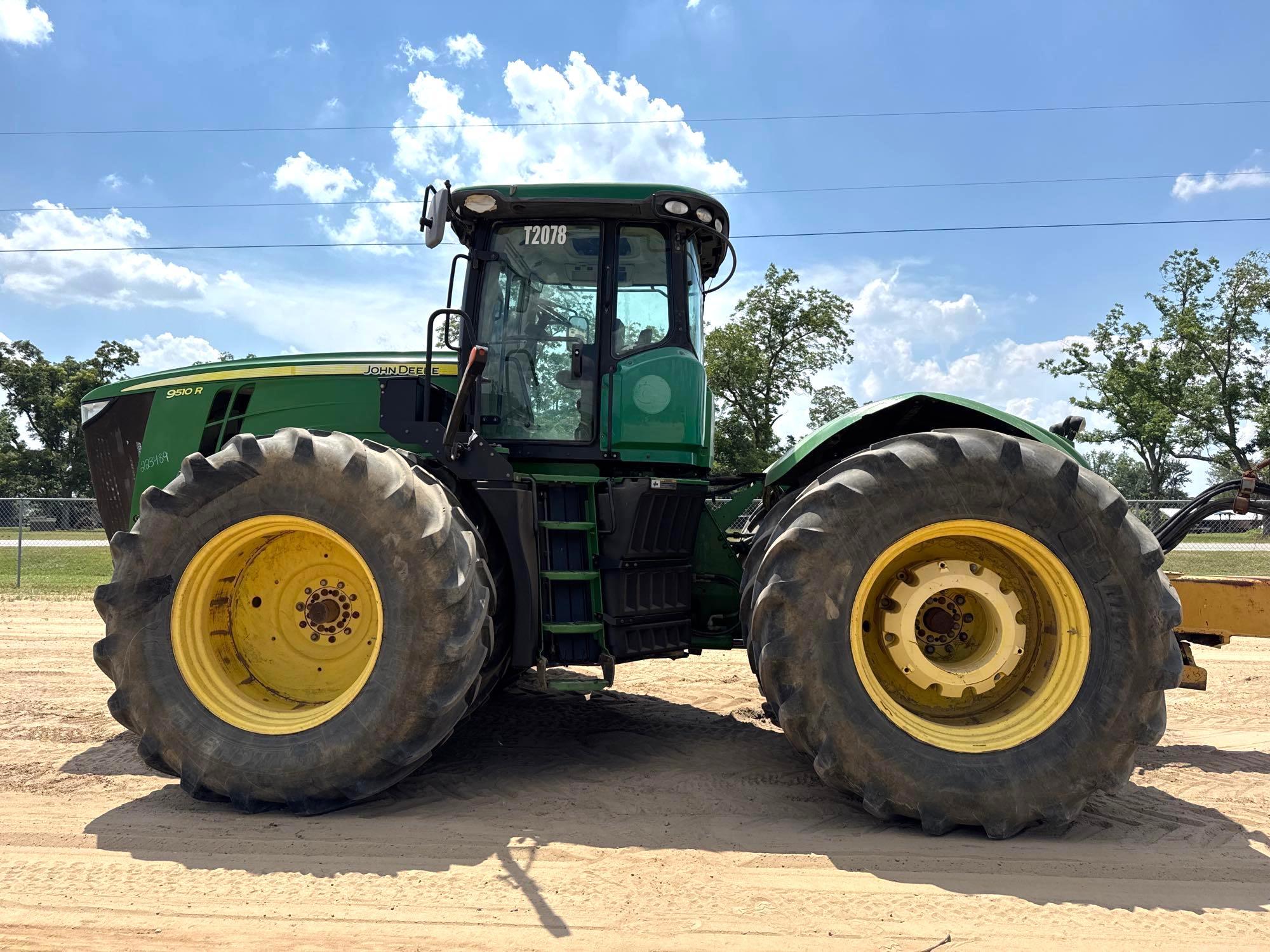 JOHN DEERE 9510R ARTICULATING TRACTOR