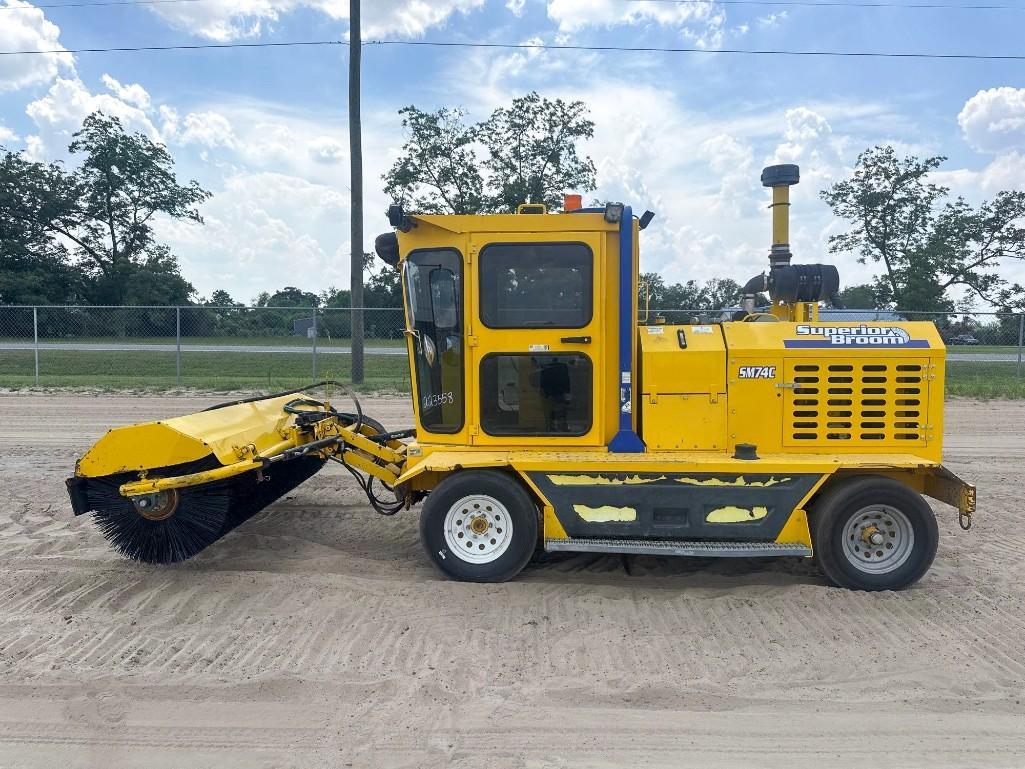 SUPERIOR SM74C SWEEPER