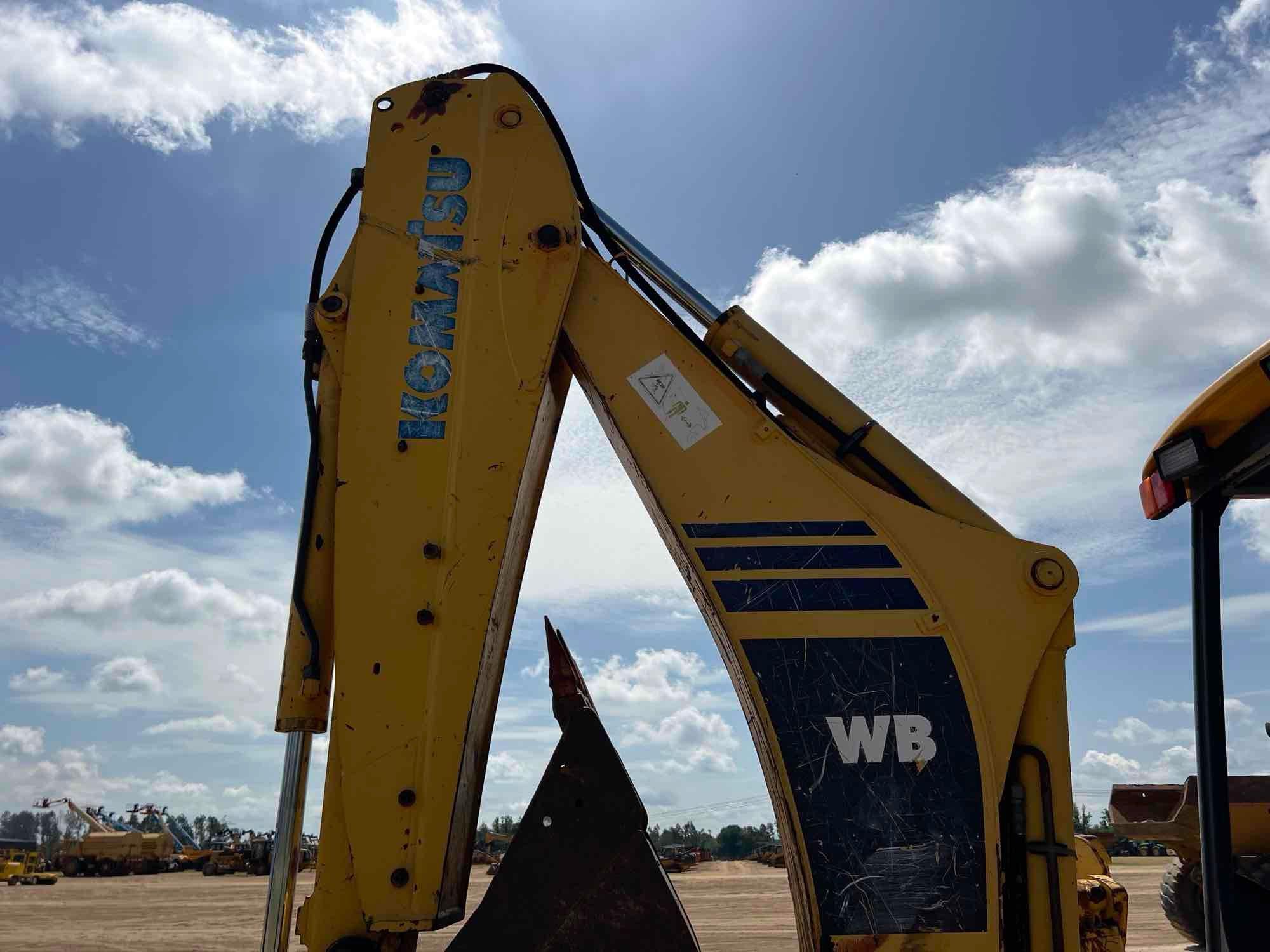 2007 Komatsu WB146-5