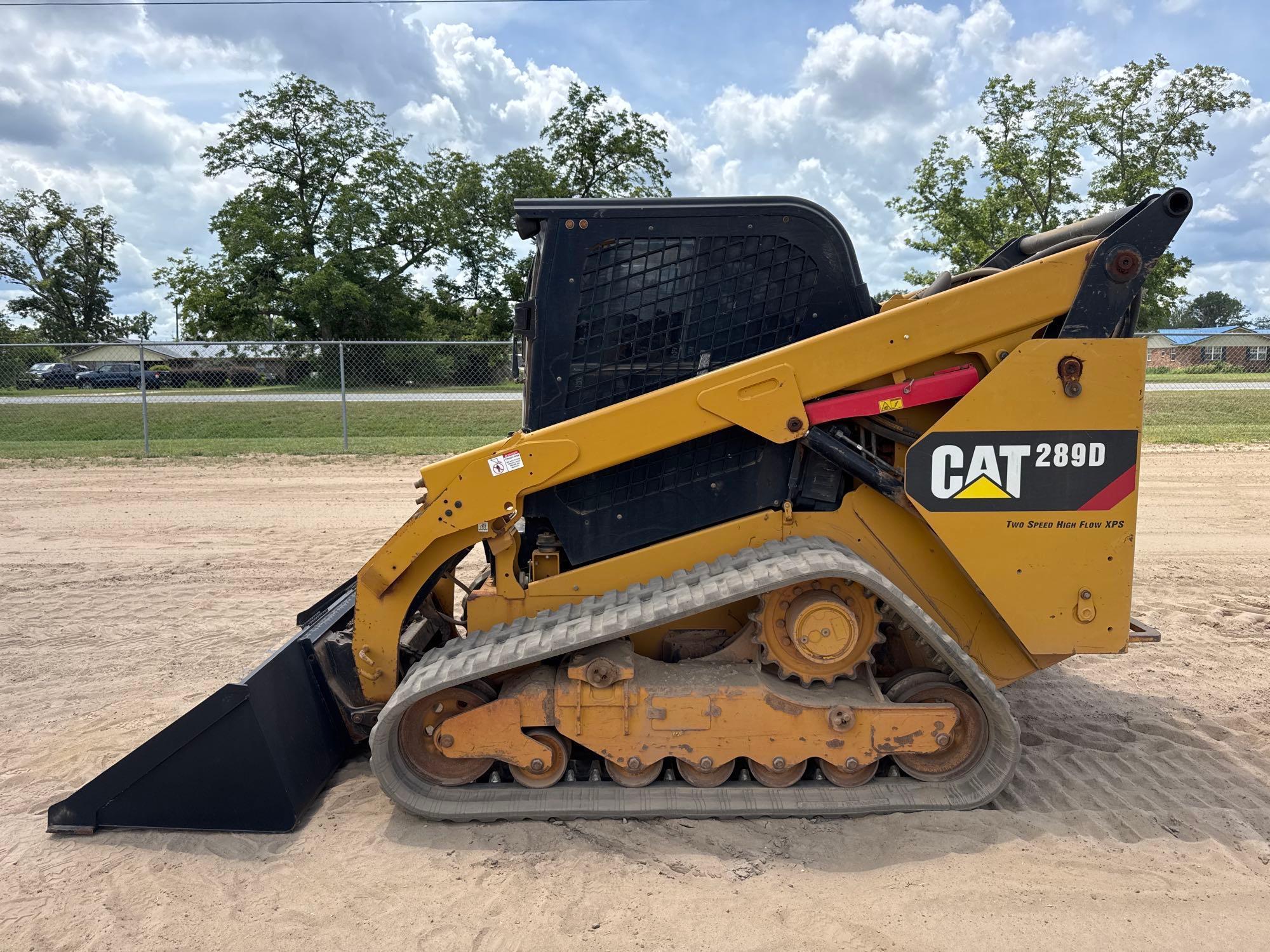 Photo of a  Caterpillar 289D