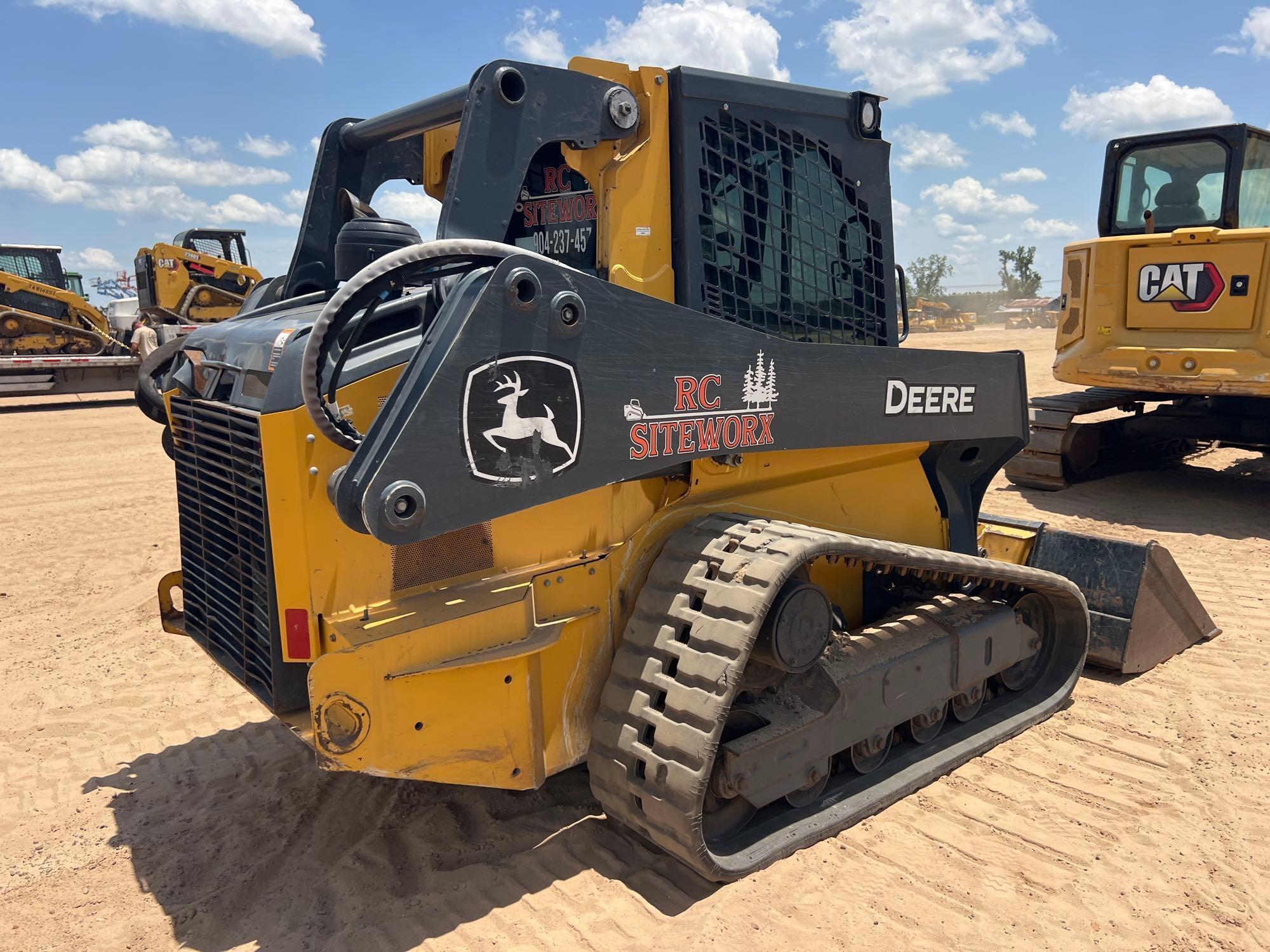 2023 John Deere 325G