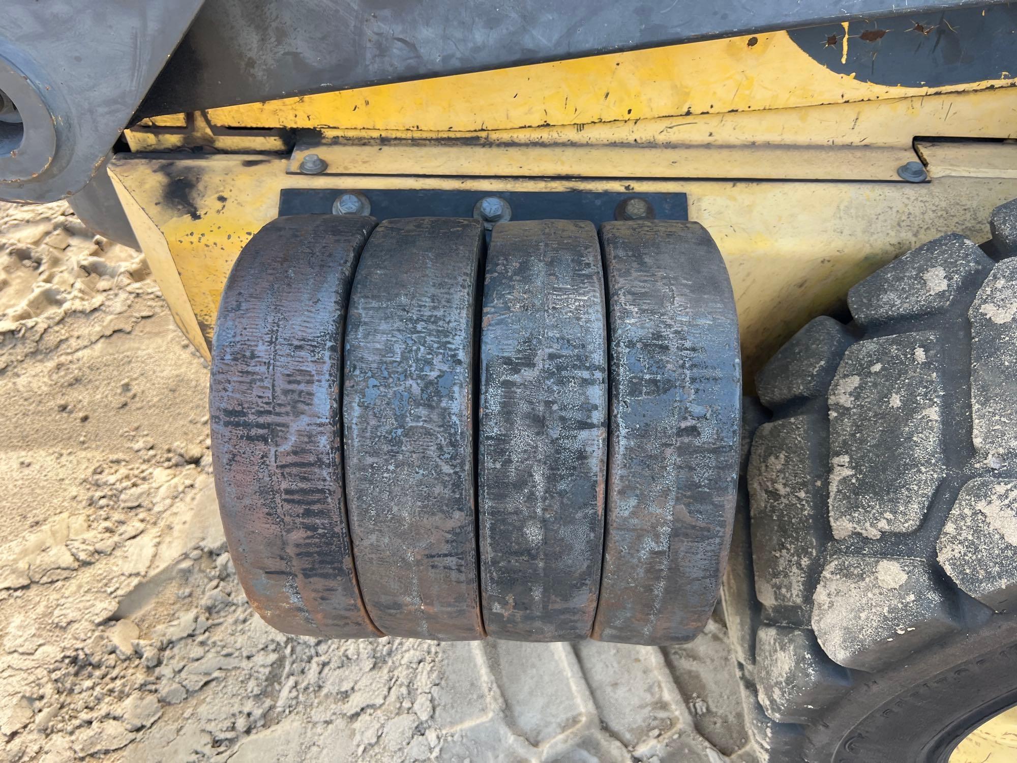 New Holland LS180B