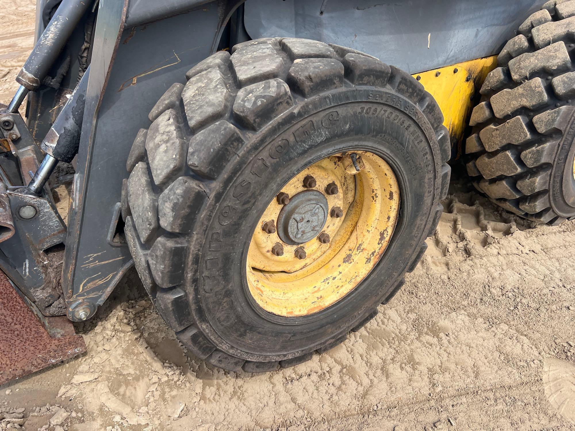 New Holland LS180B