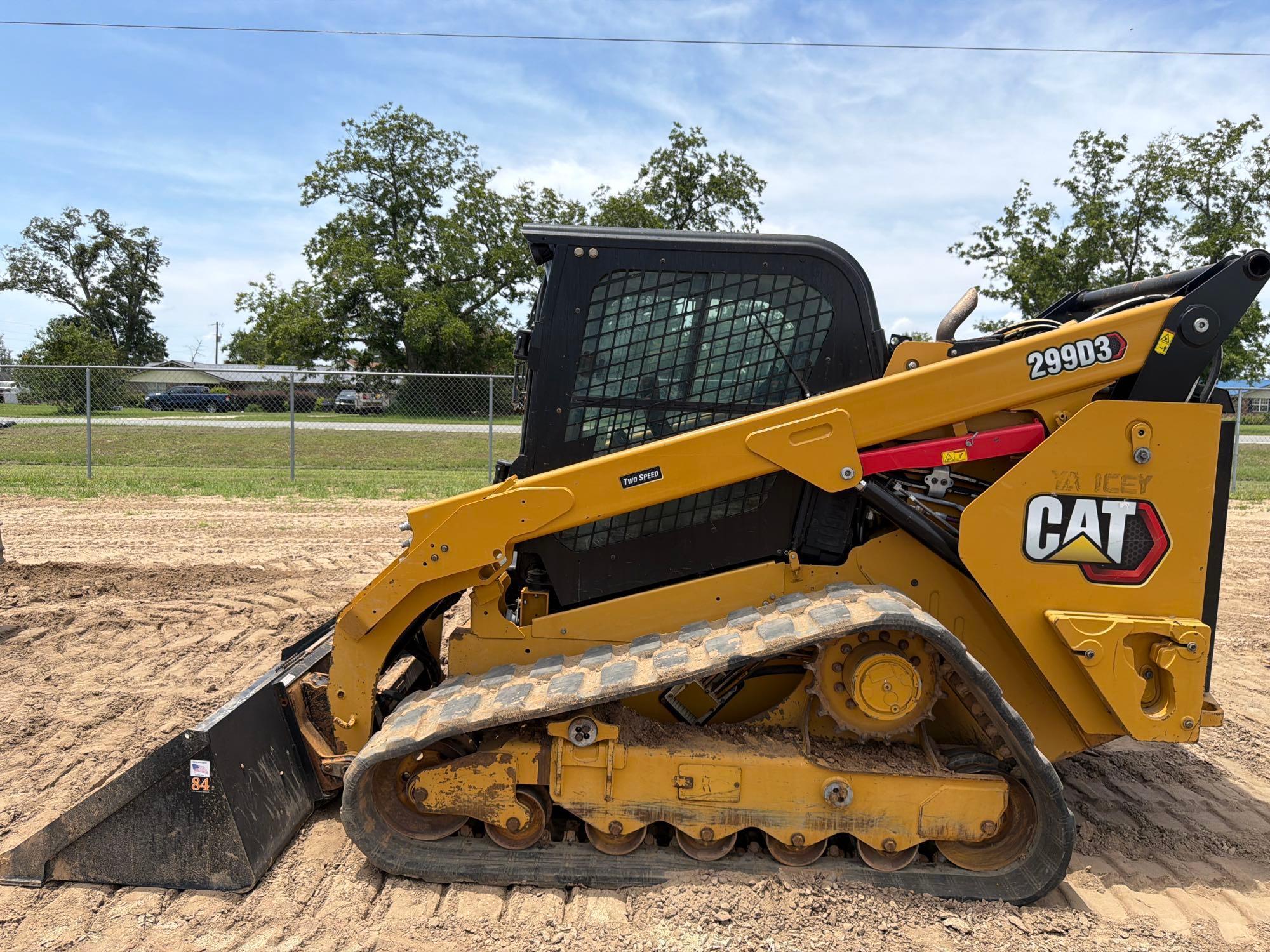 Photo of a  Caterpillar 299D