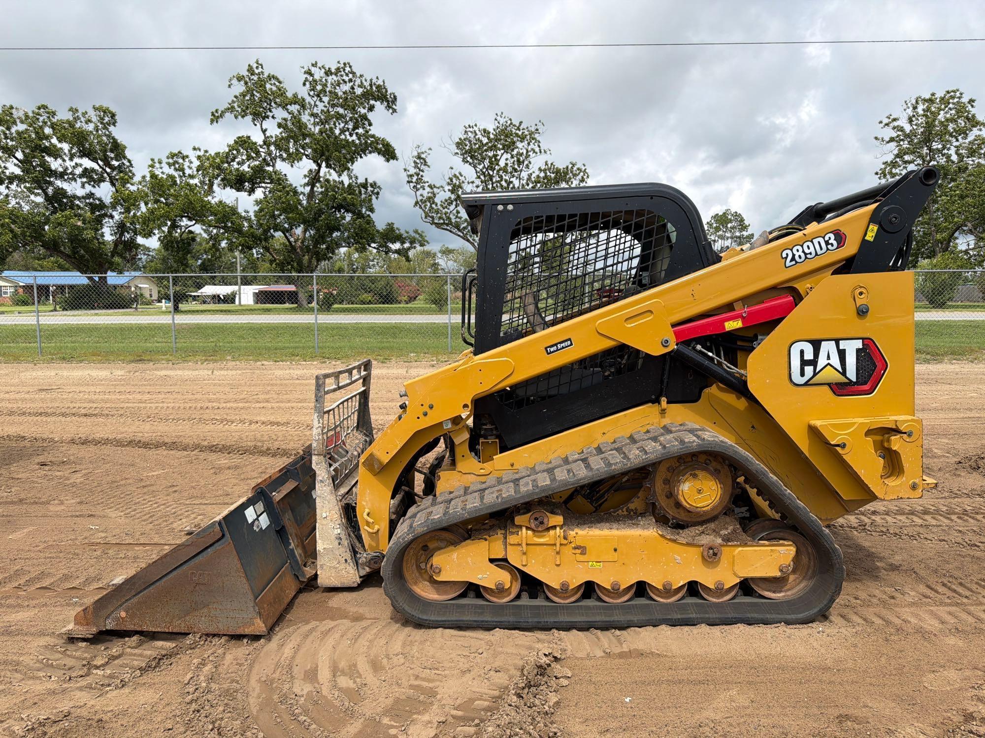 Photo of a  Caterpillar 289D