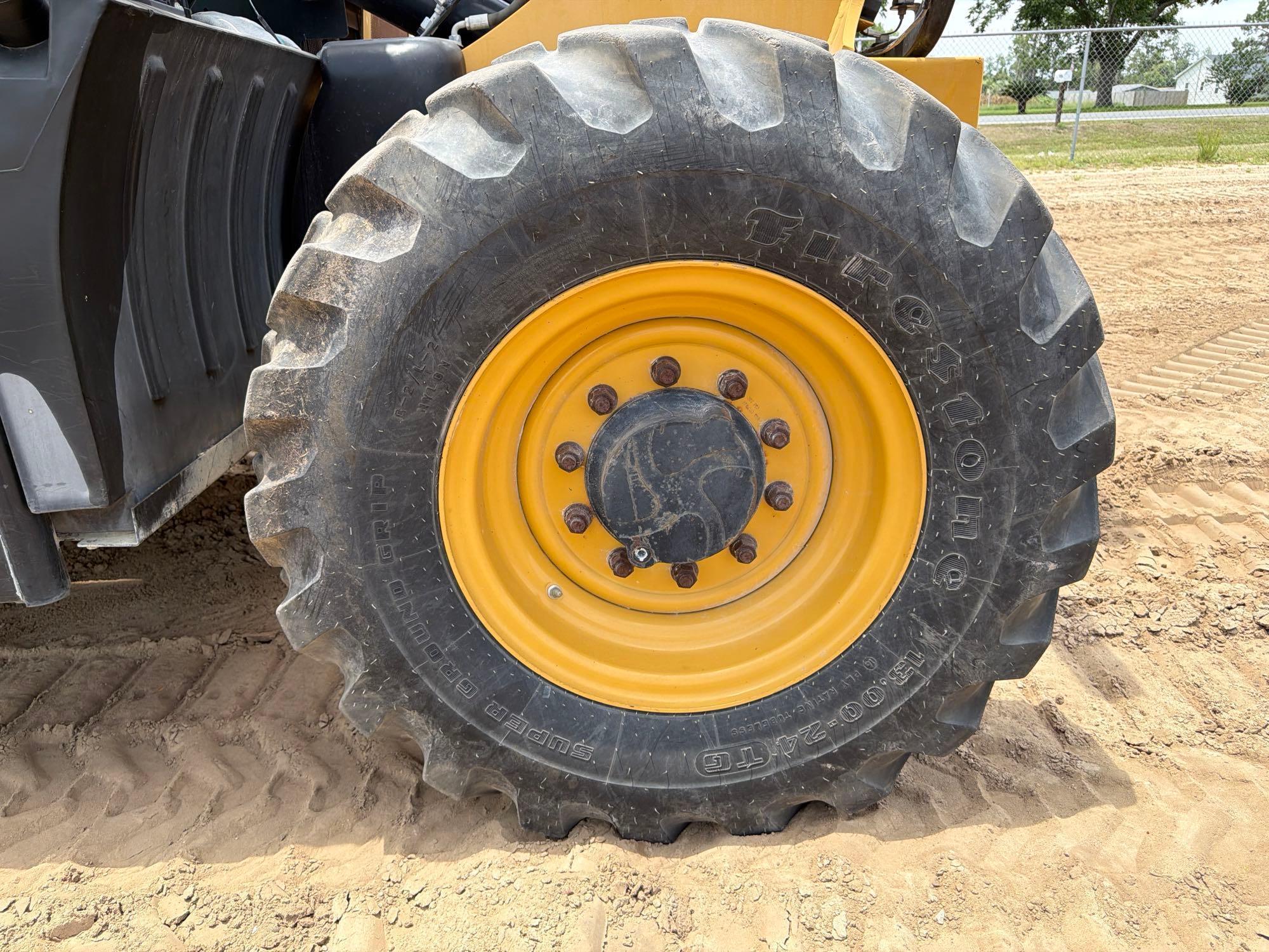 2013 Caterpillar TL642C