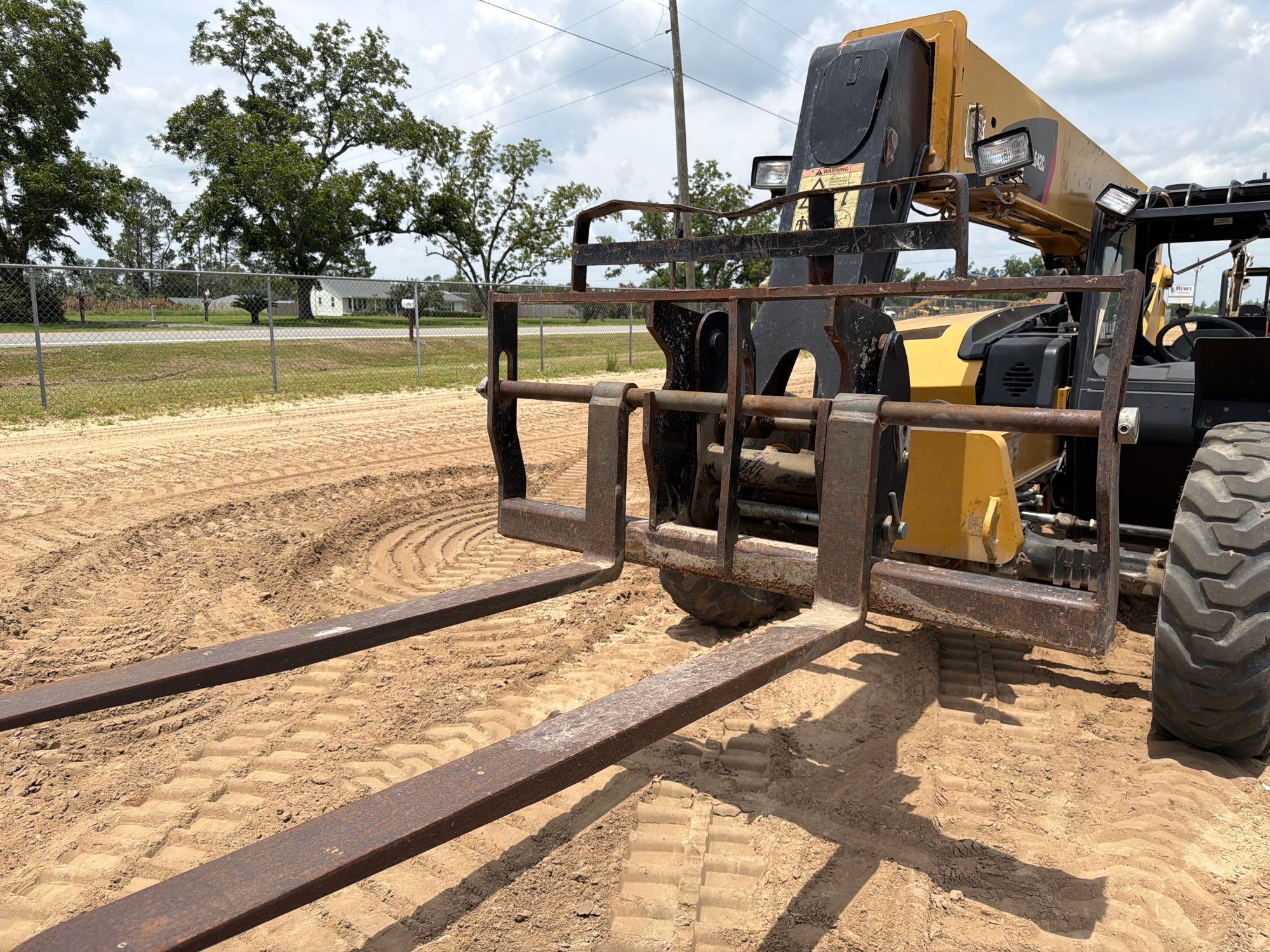 2013 Caterpillar TL642C