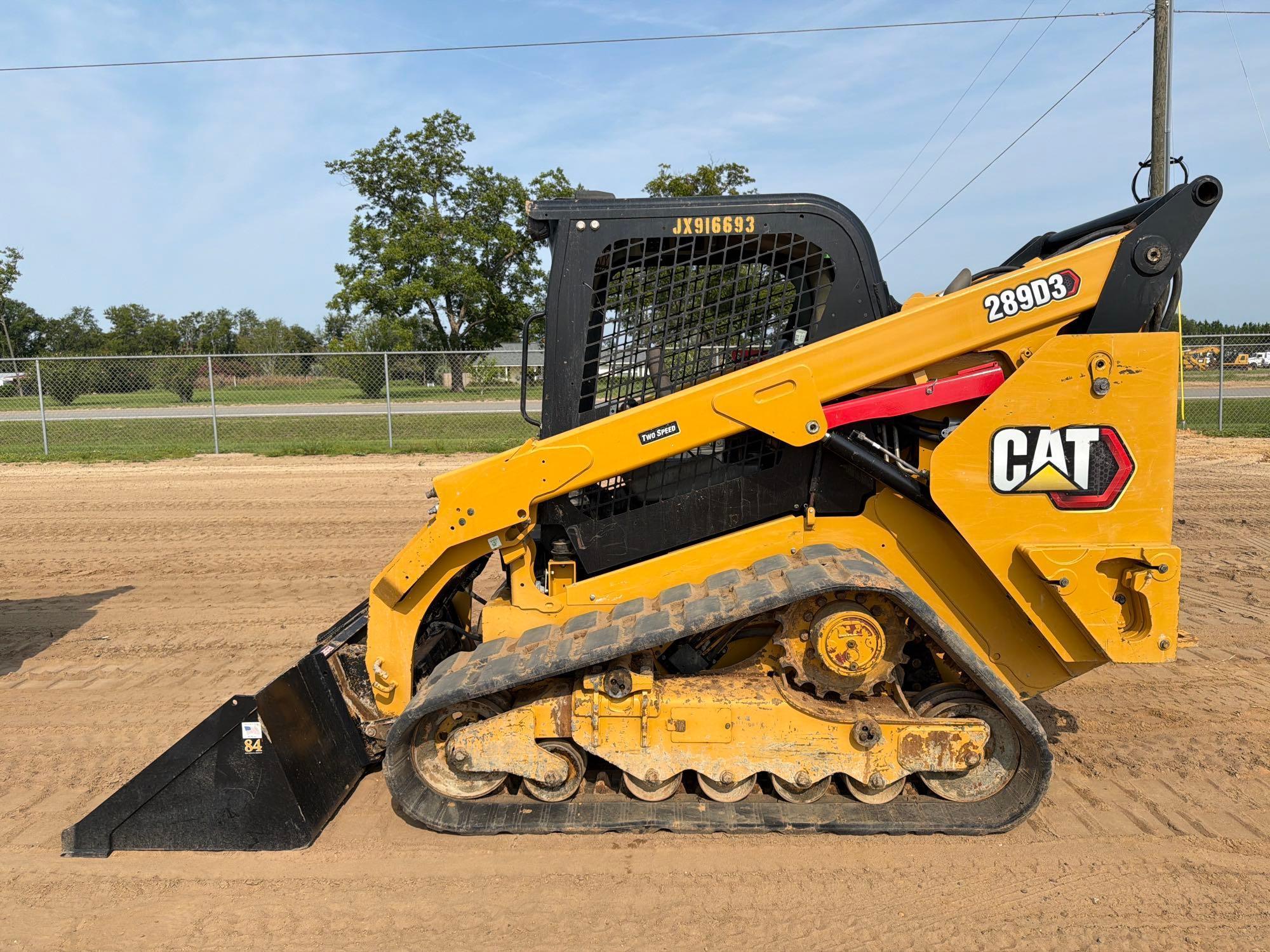 Photo of a  Caterpillar 289D