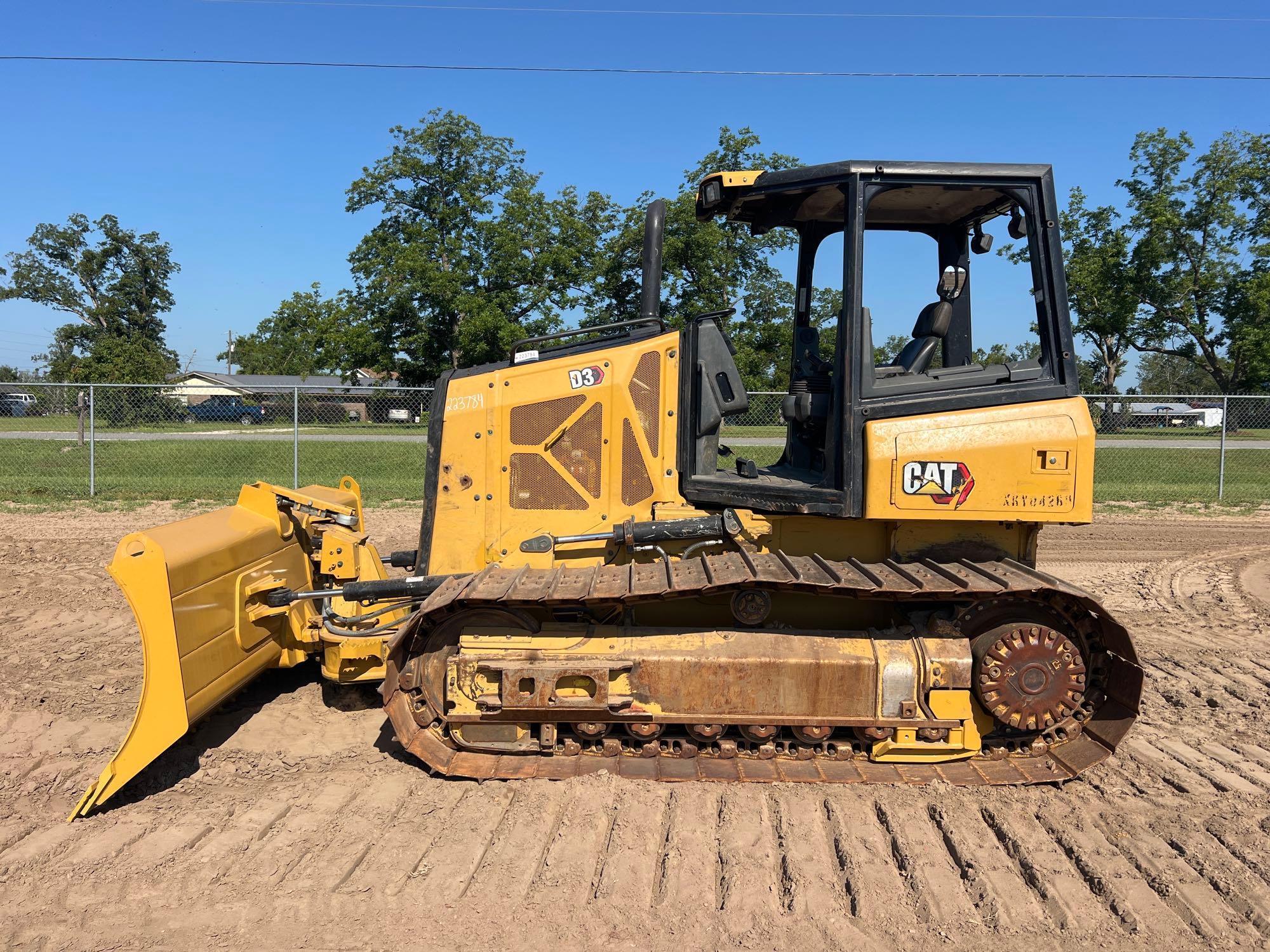 Photo of a 2022 Caterpillar D3