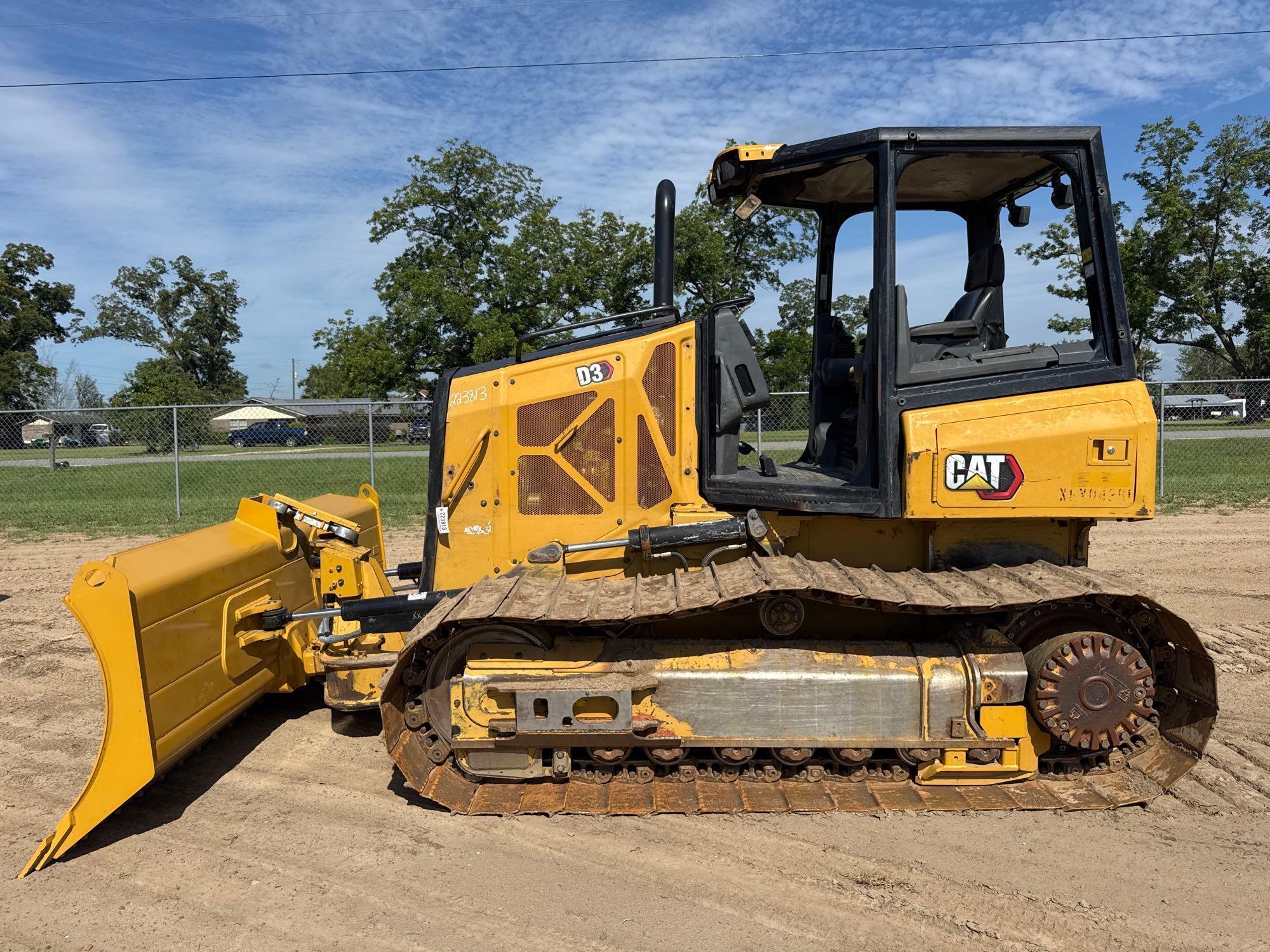2022 Caterpillar D3 LGP