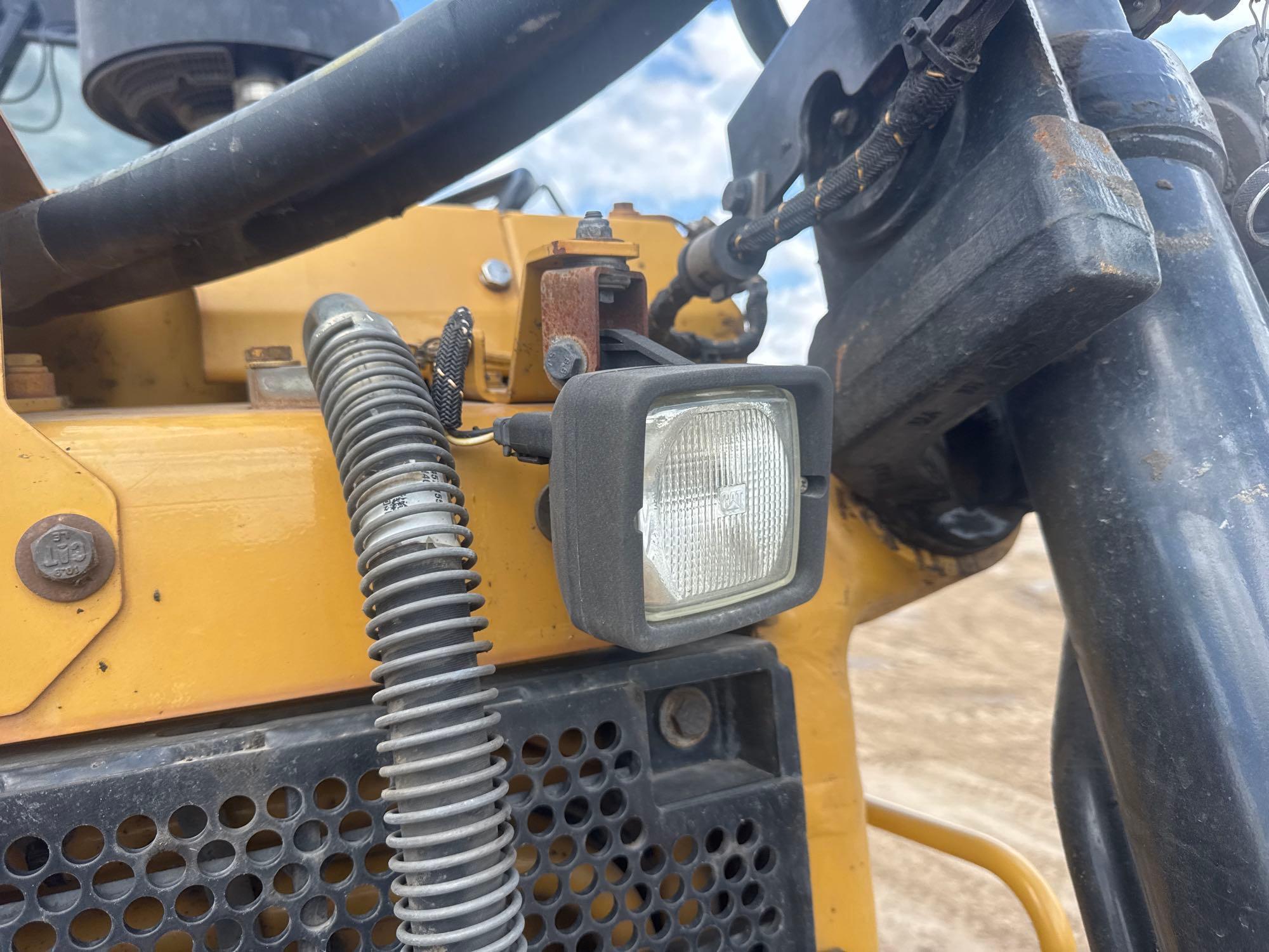 2015 Caterpillar D6T LGP