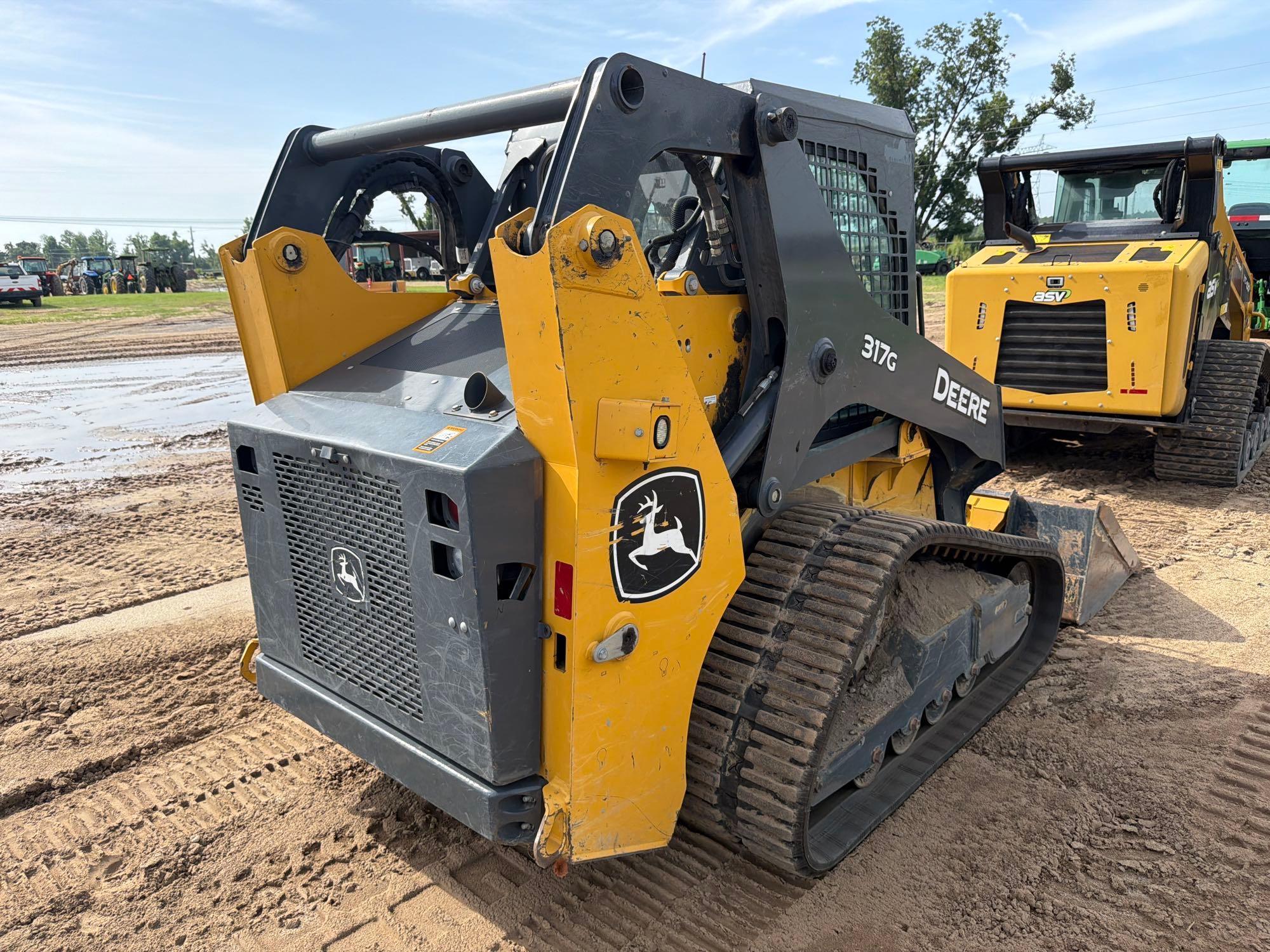 2024 John Deere 317G