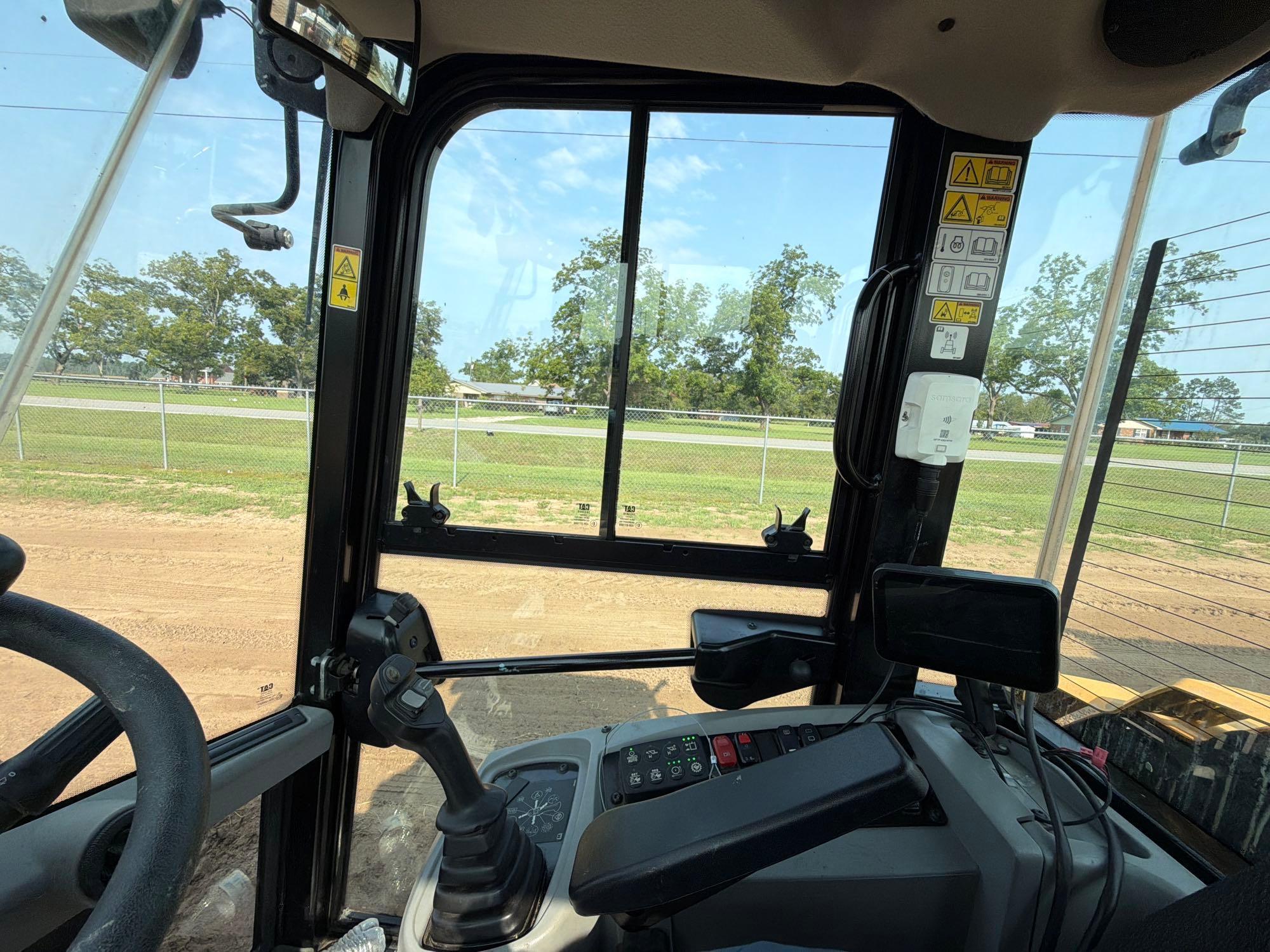 2020 Caterpillar 906