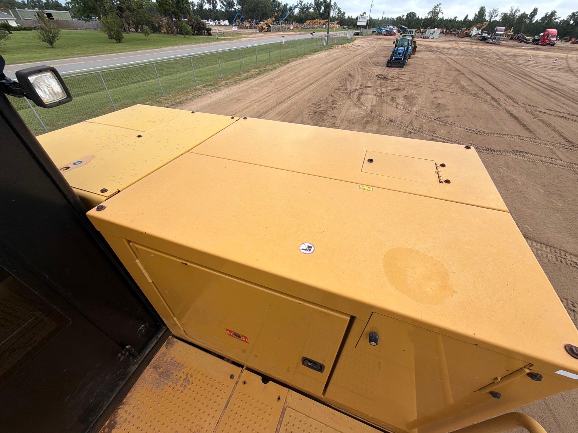 2019 Caterpillar 559