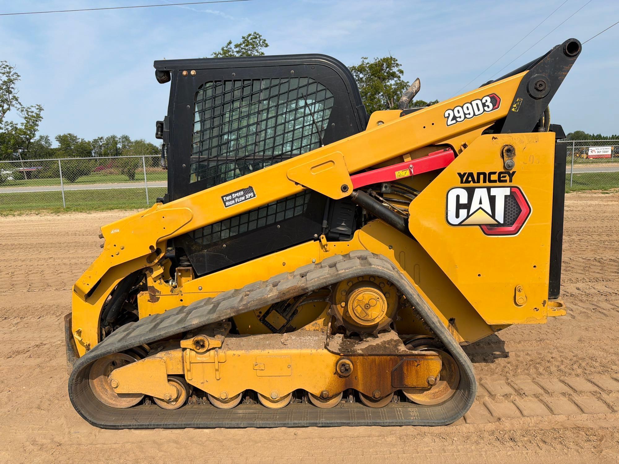Photo of a  Caterpillar 299D