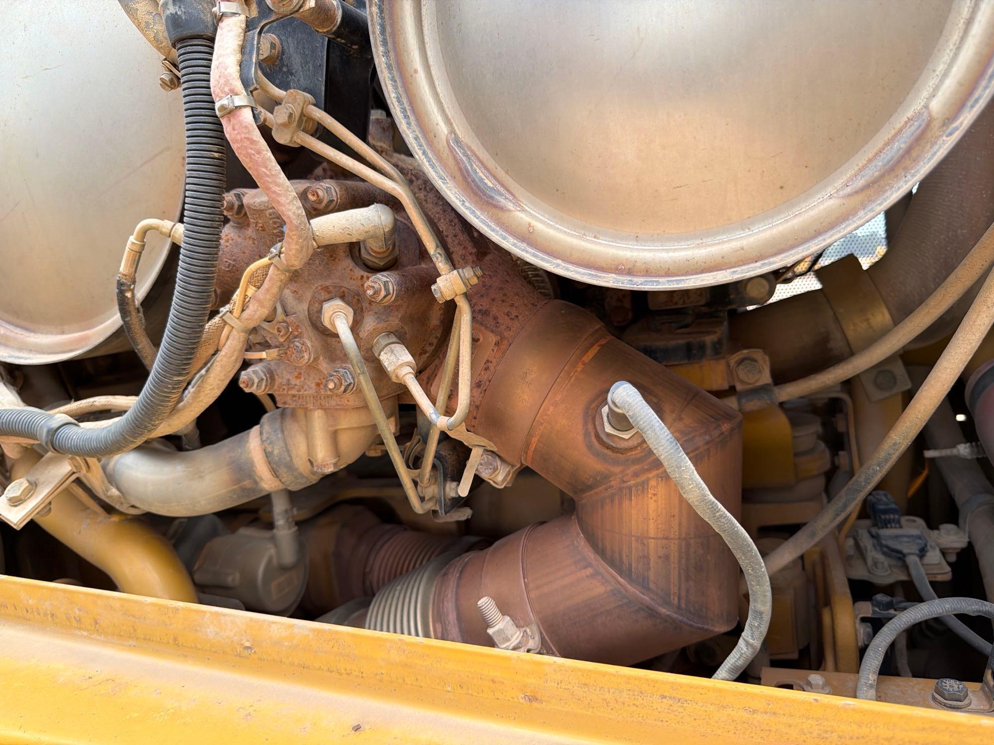 2014 Caterpillar D6T