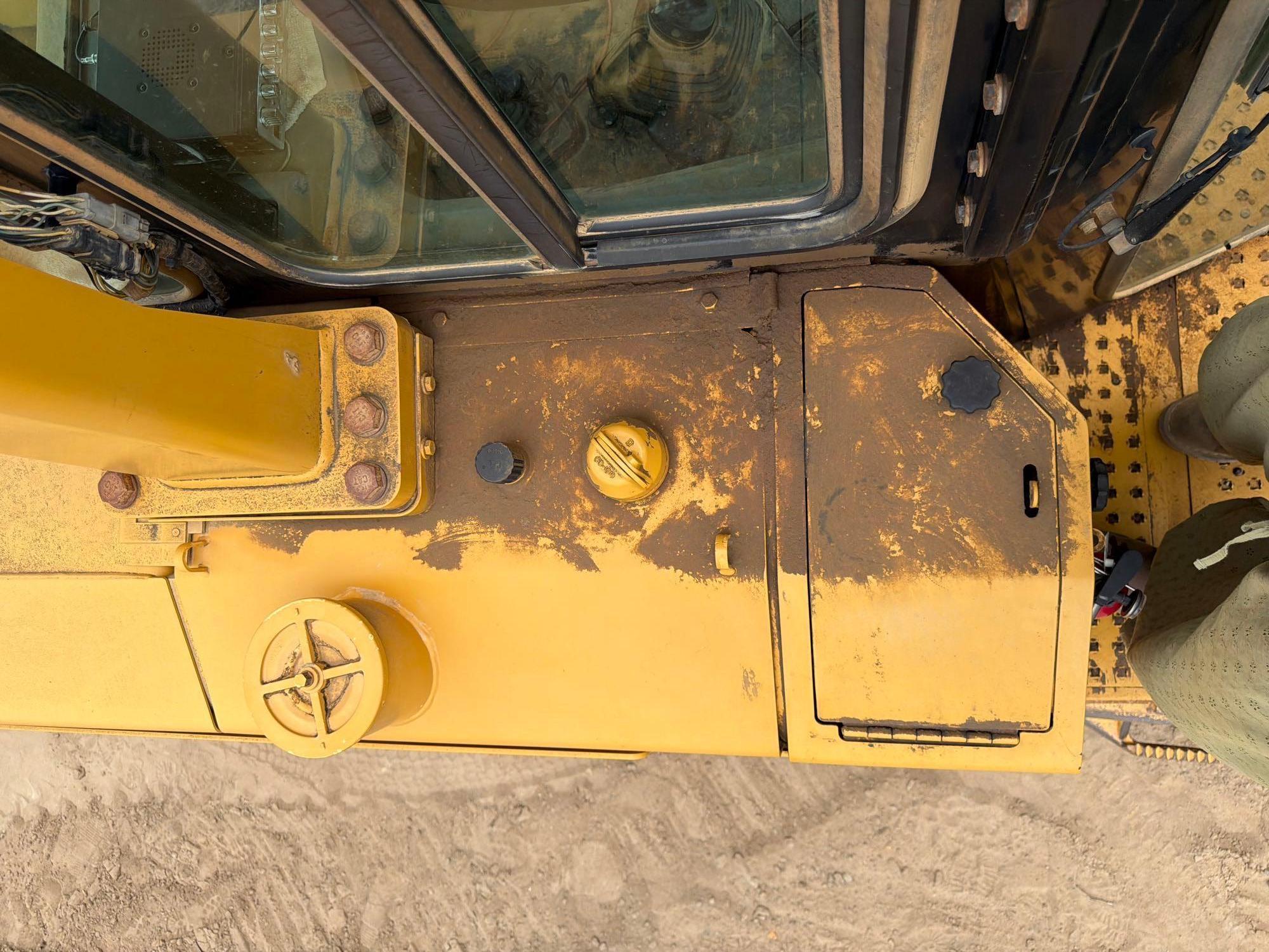 2014 Caterpillar D6T
