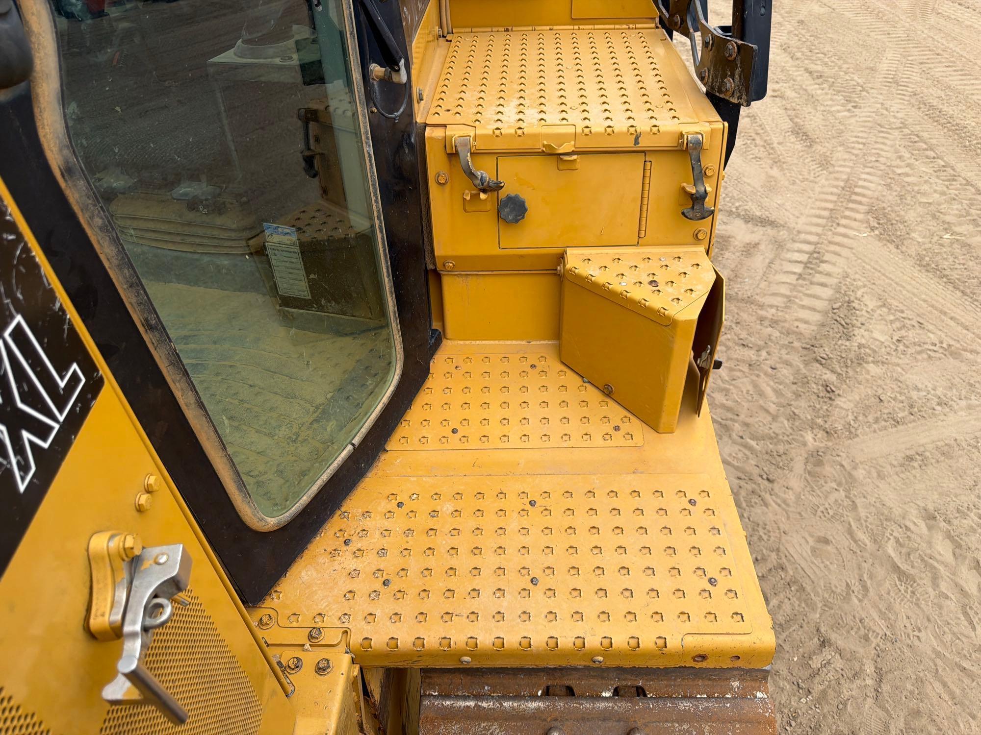 2014 Caterpillar D6T