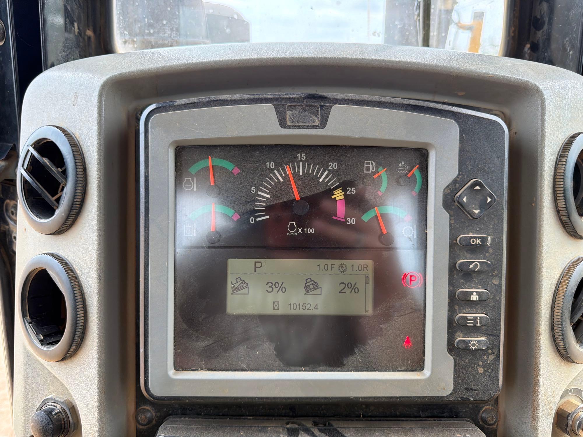 2014 Caterpillar D6T