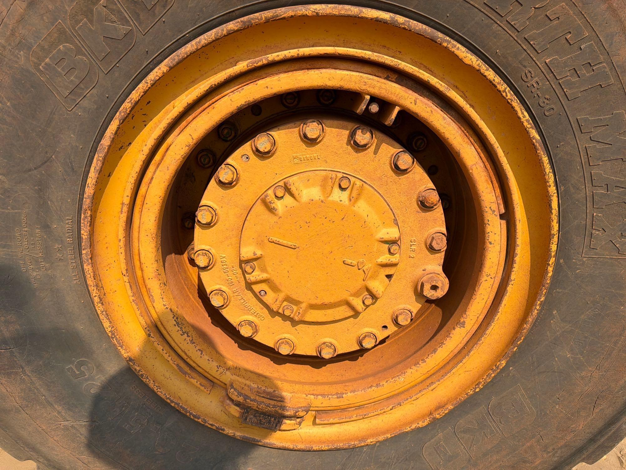 2007 Caterpillar 725