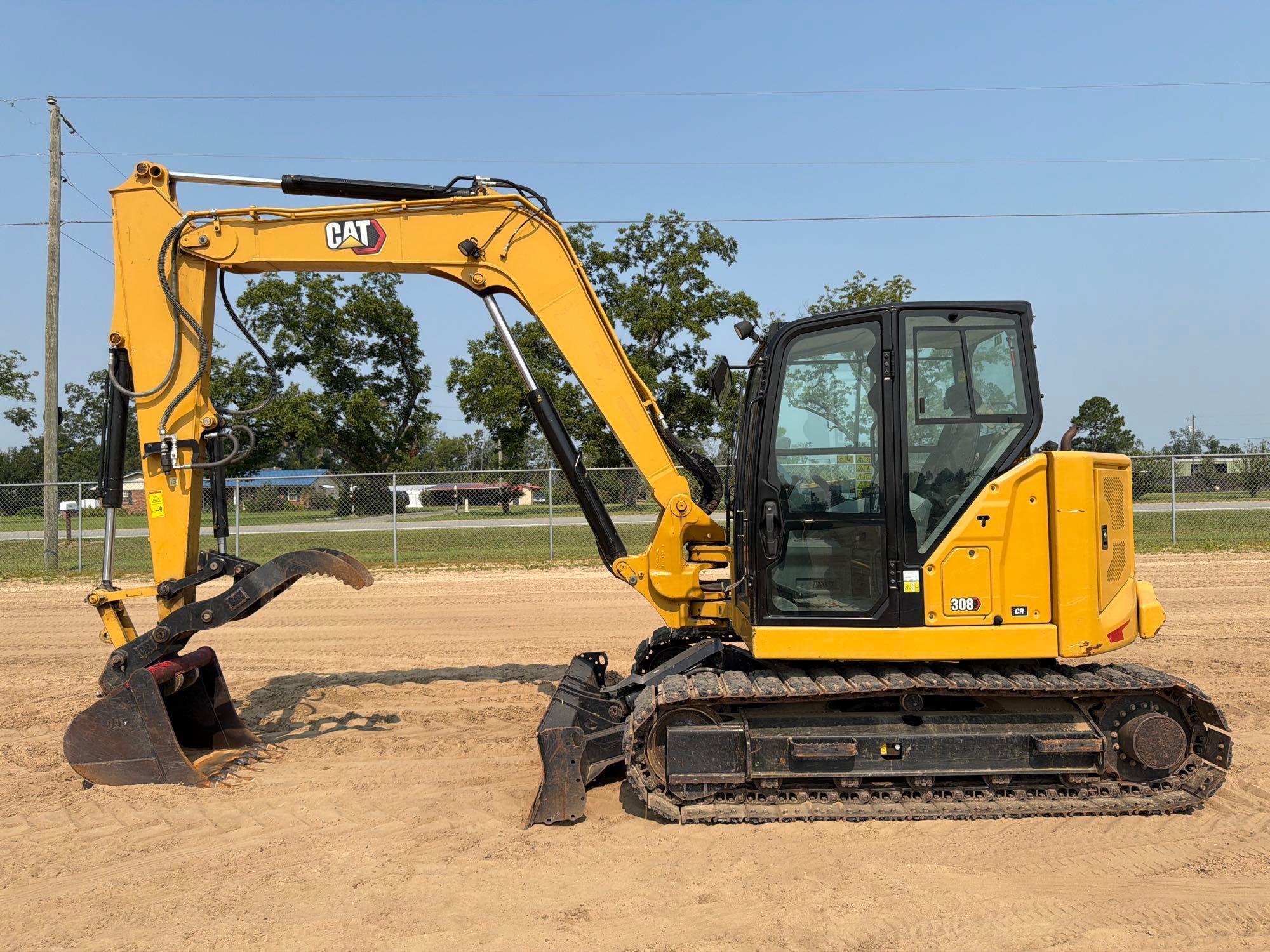 Photo of a  Caterpillar 308