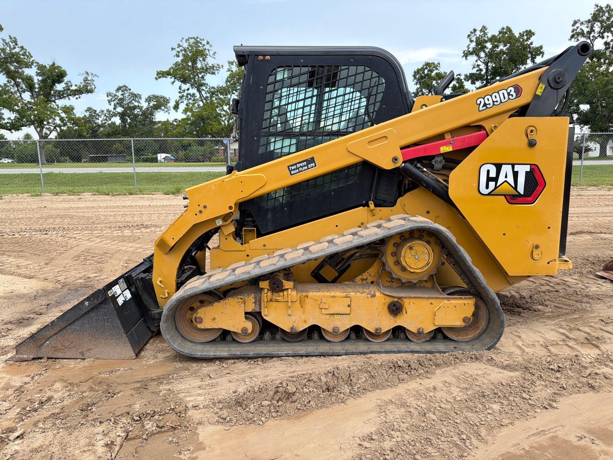 Photo of a  Caterpillar 299D