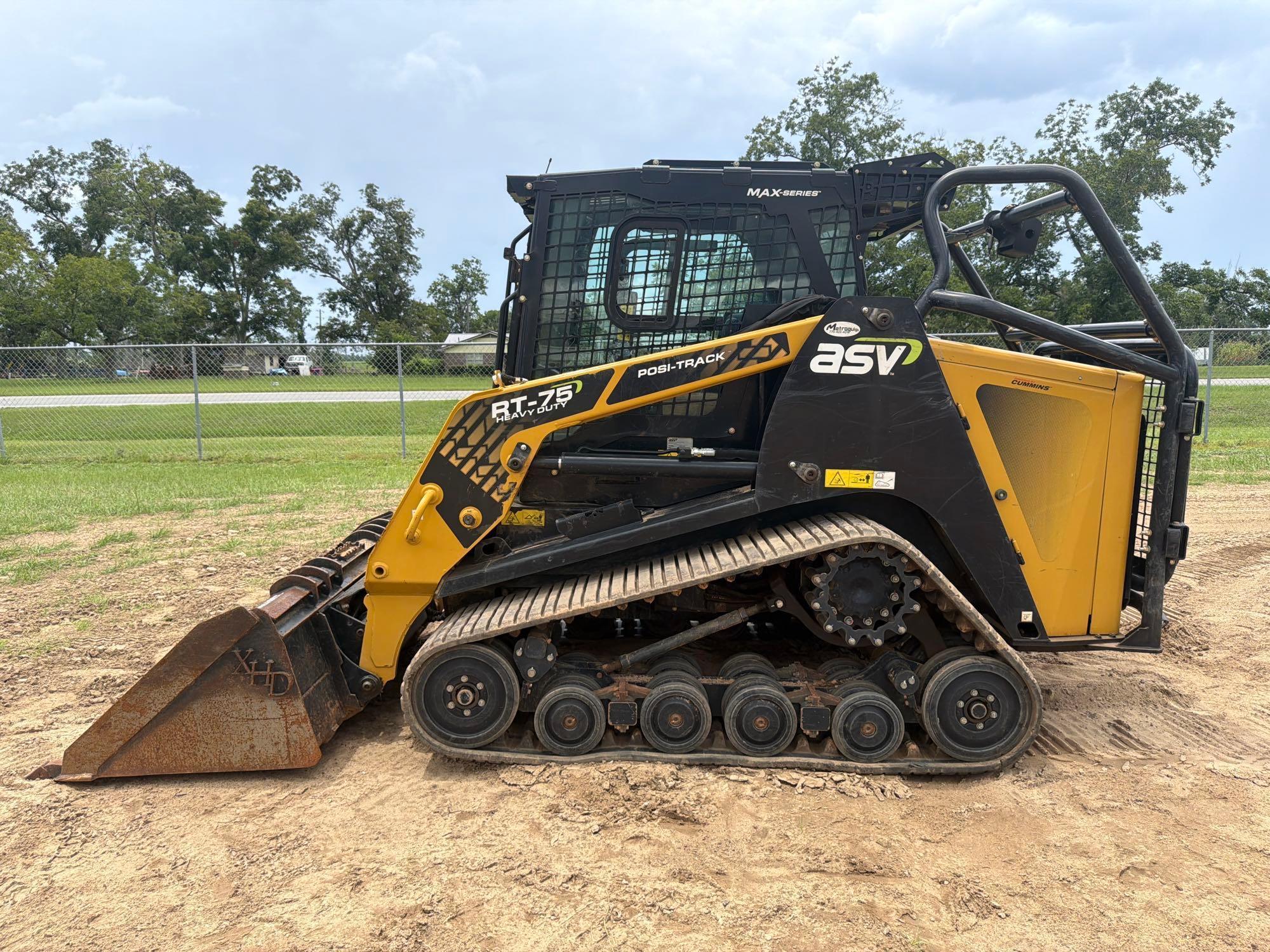 Photo of a  ASV RT75