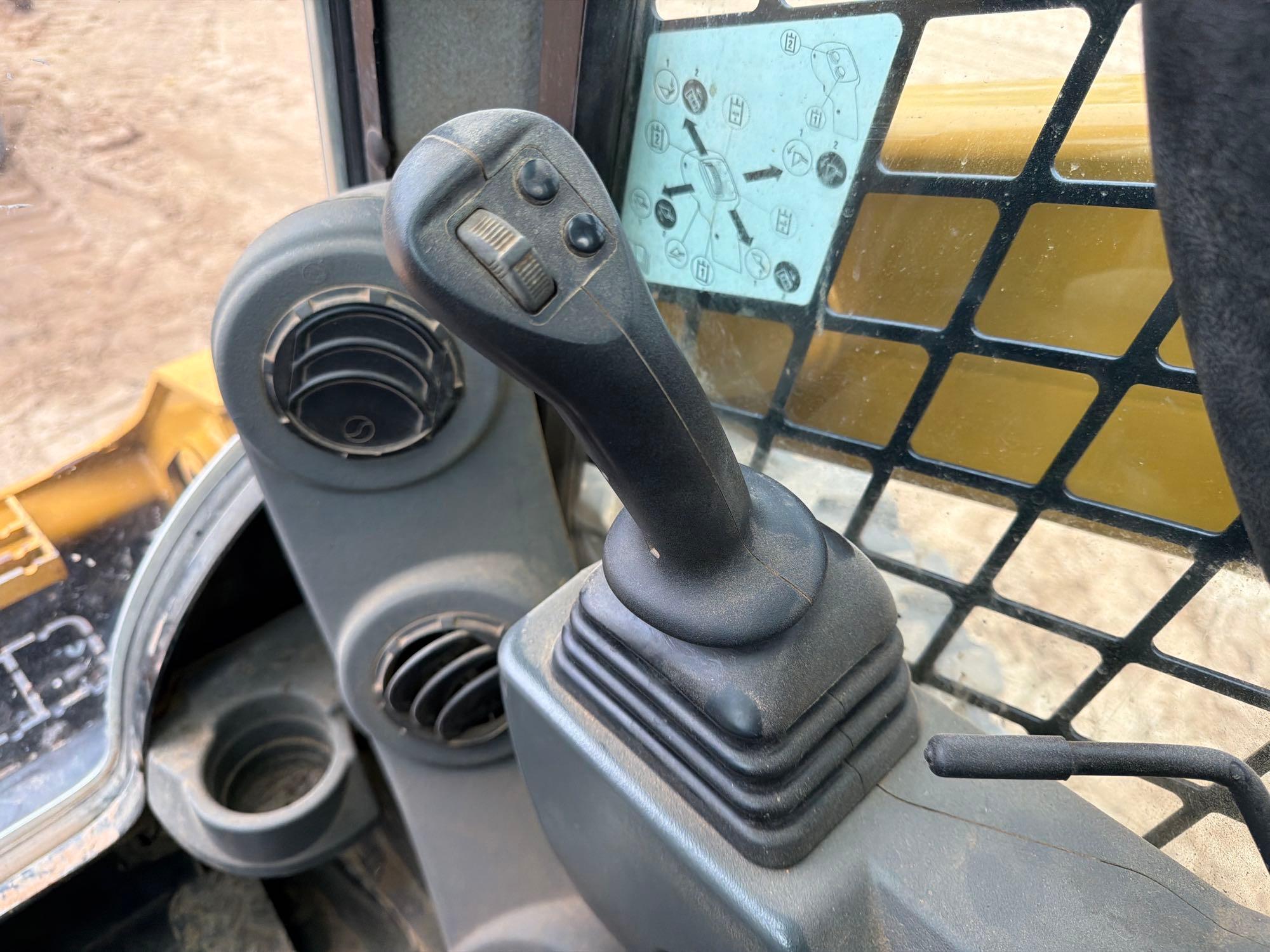 2020 Caterpillar 272D