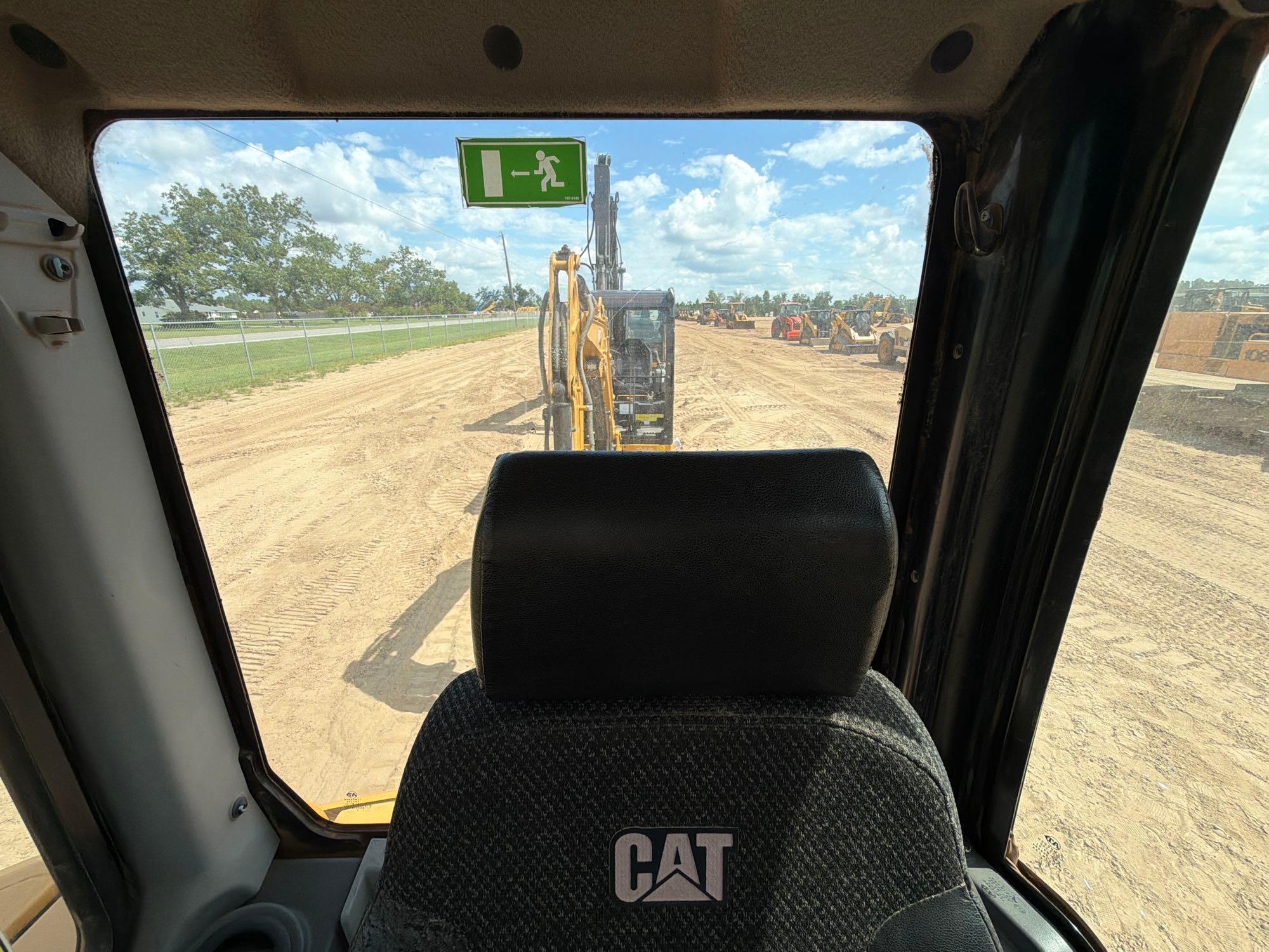 2018 Caterpillar 305.5E2CR