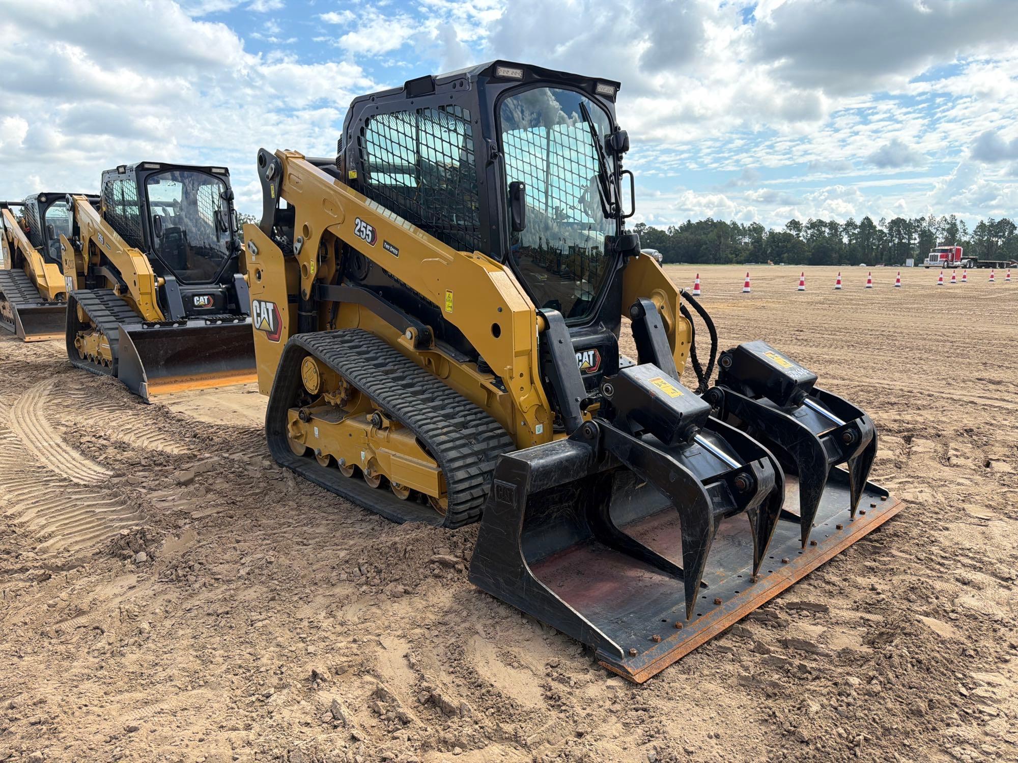2025 Caterpillar 255