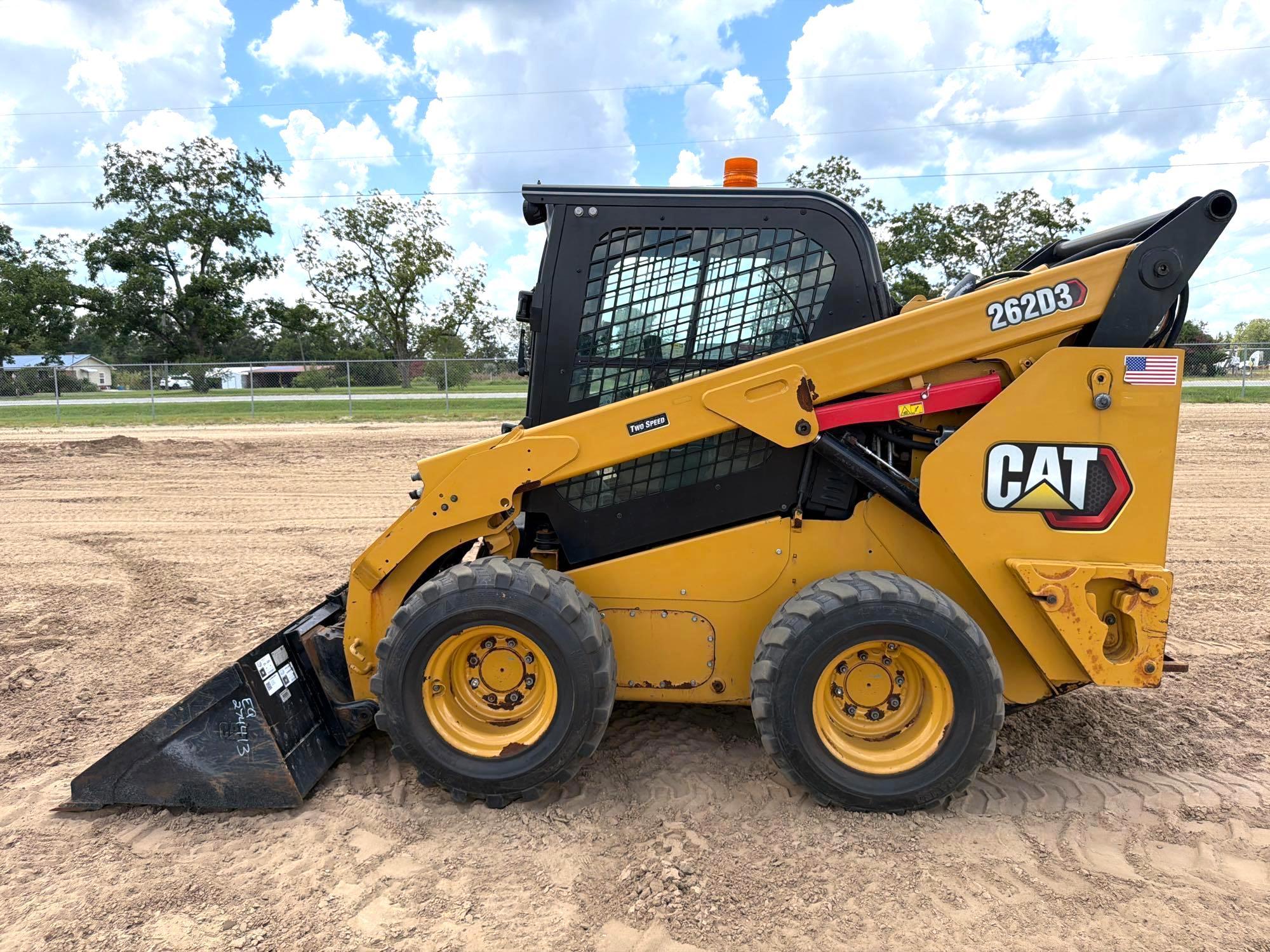 Photo of a 2022 Caterpillar 262D