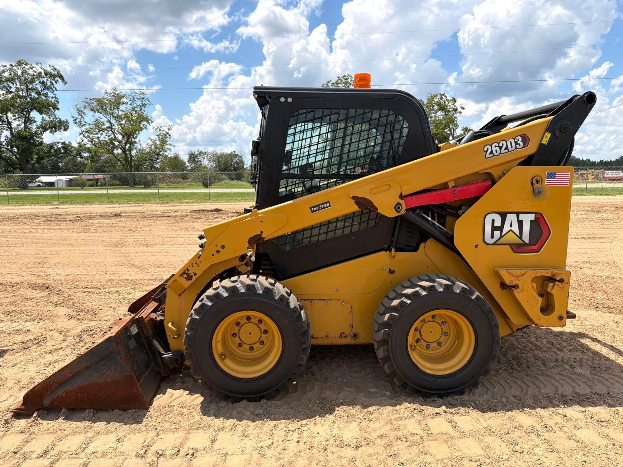 Photo of a 2021 Caterpillar 262D