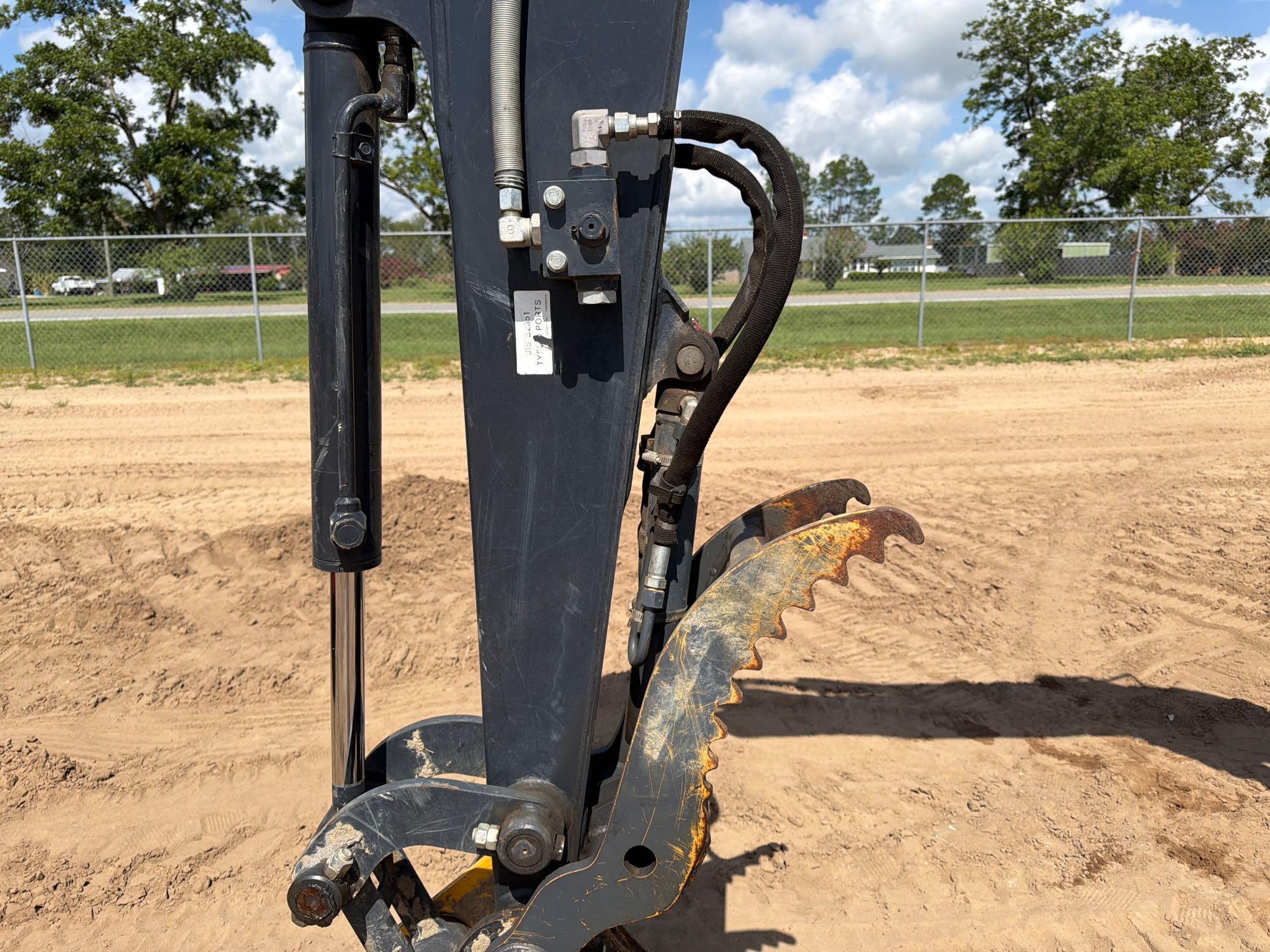 2023 John Deere 35G