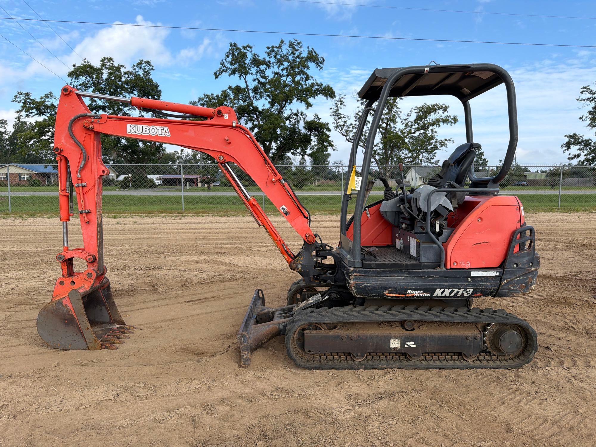 Photo of a  Kubota KX71-3