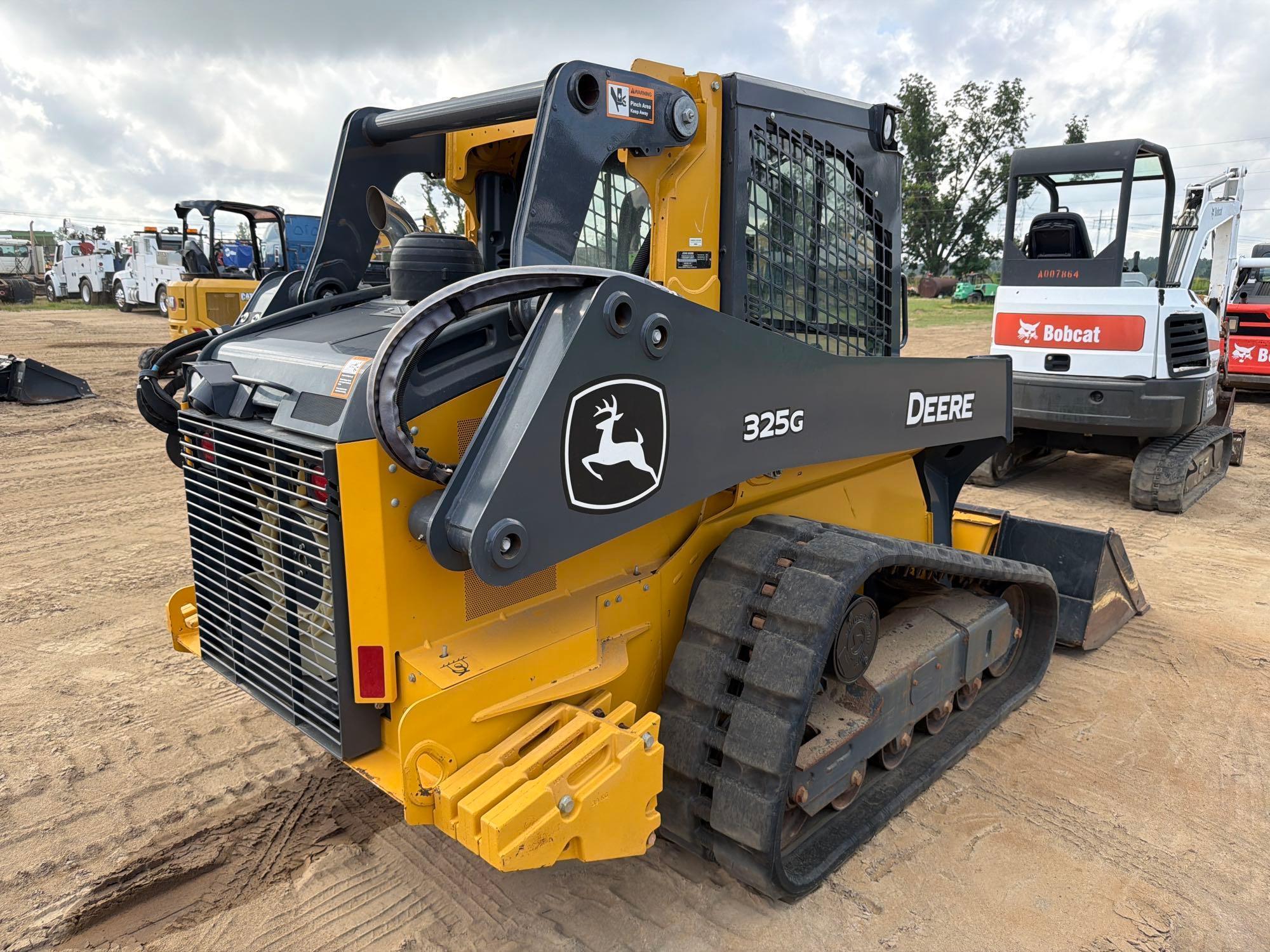 2023 John Deere 325G