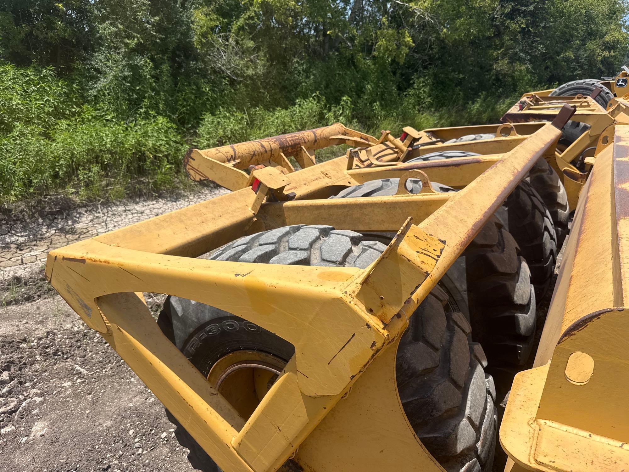 John Deere 1812C