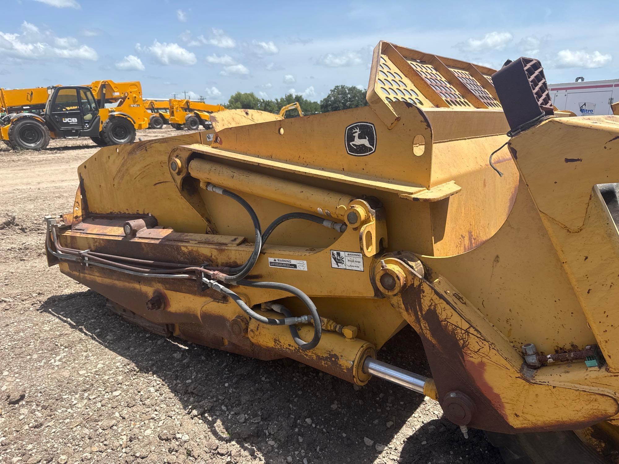 John Deere 1812C