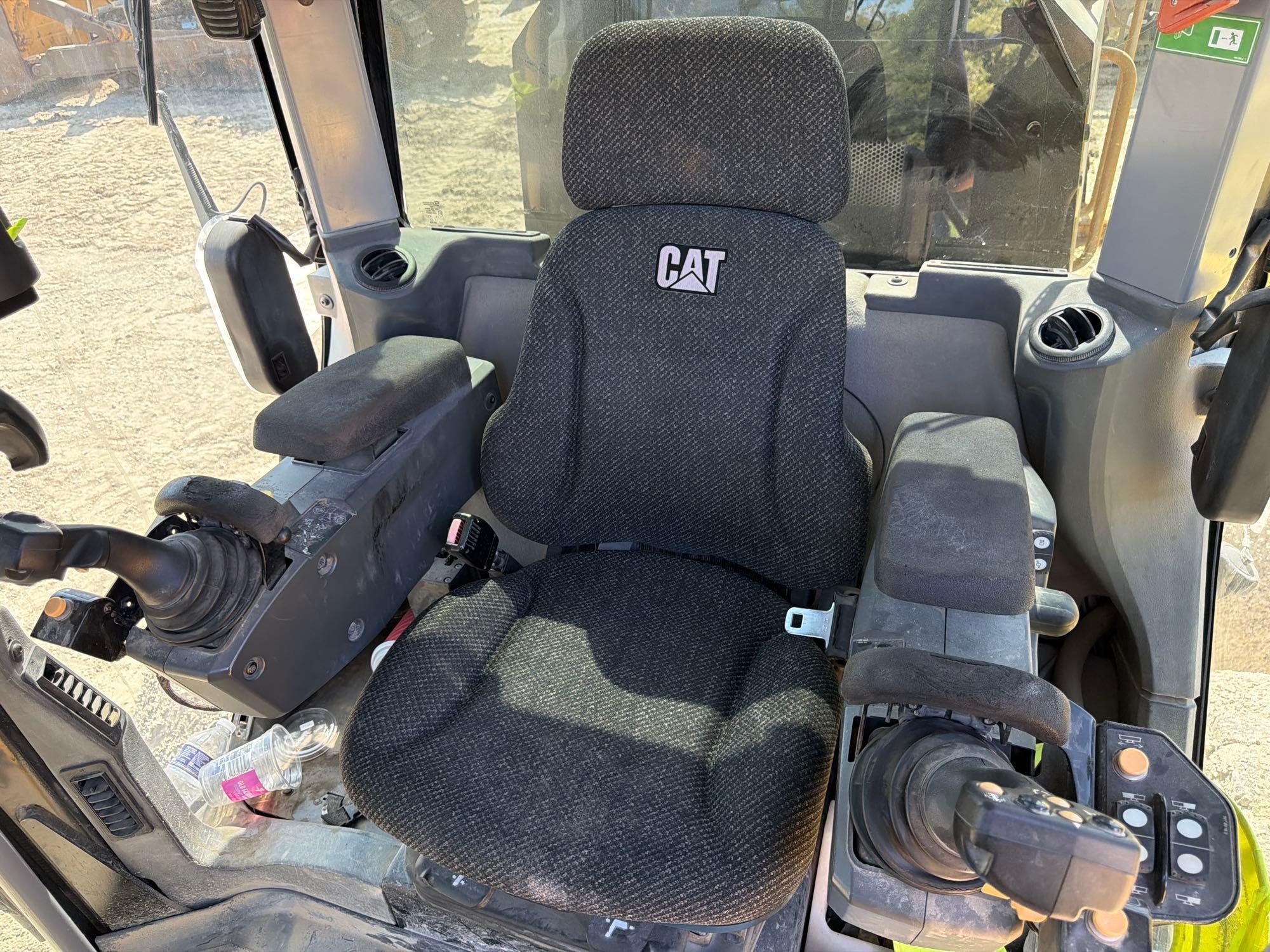 2014 Caterpillar 140M