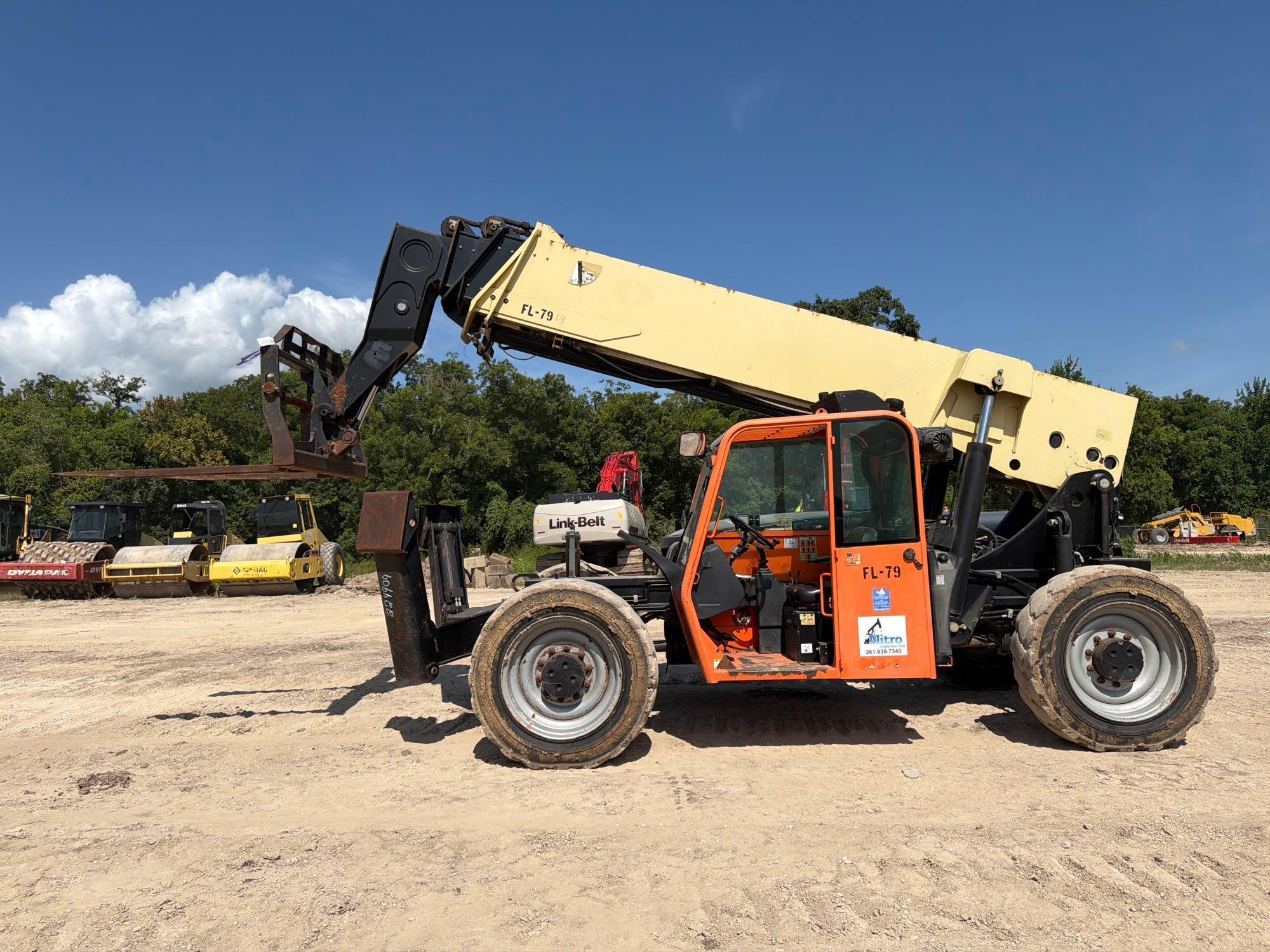 Photo of 2014 JLG G12-55A