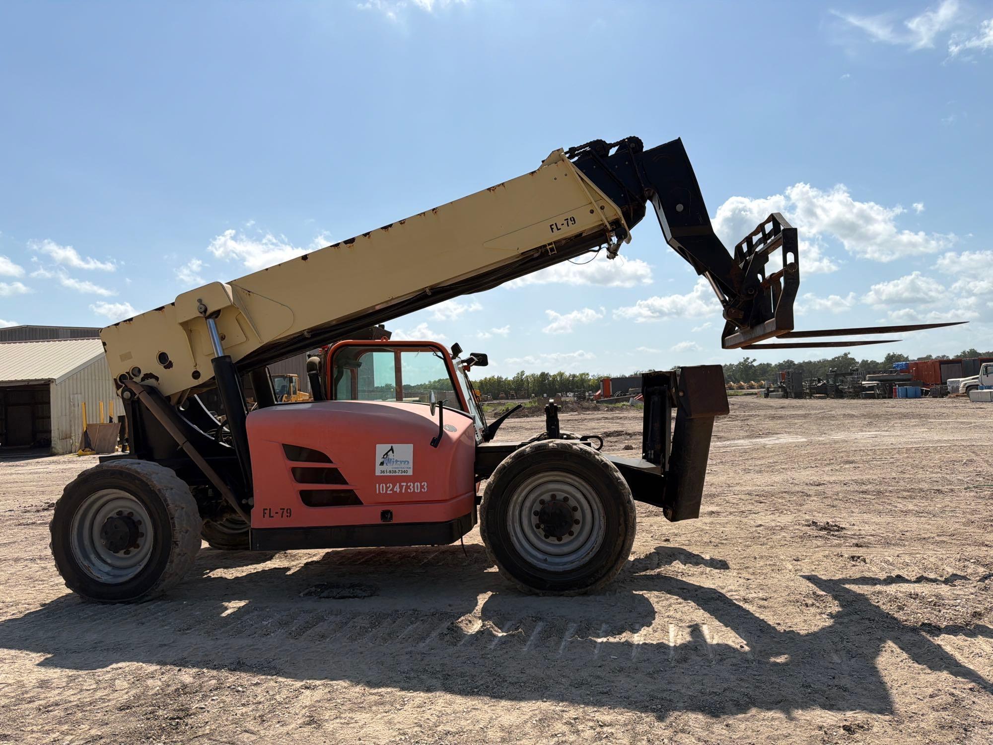 2014 JLG G12-55A