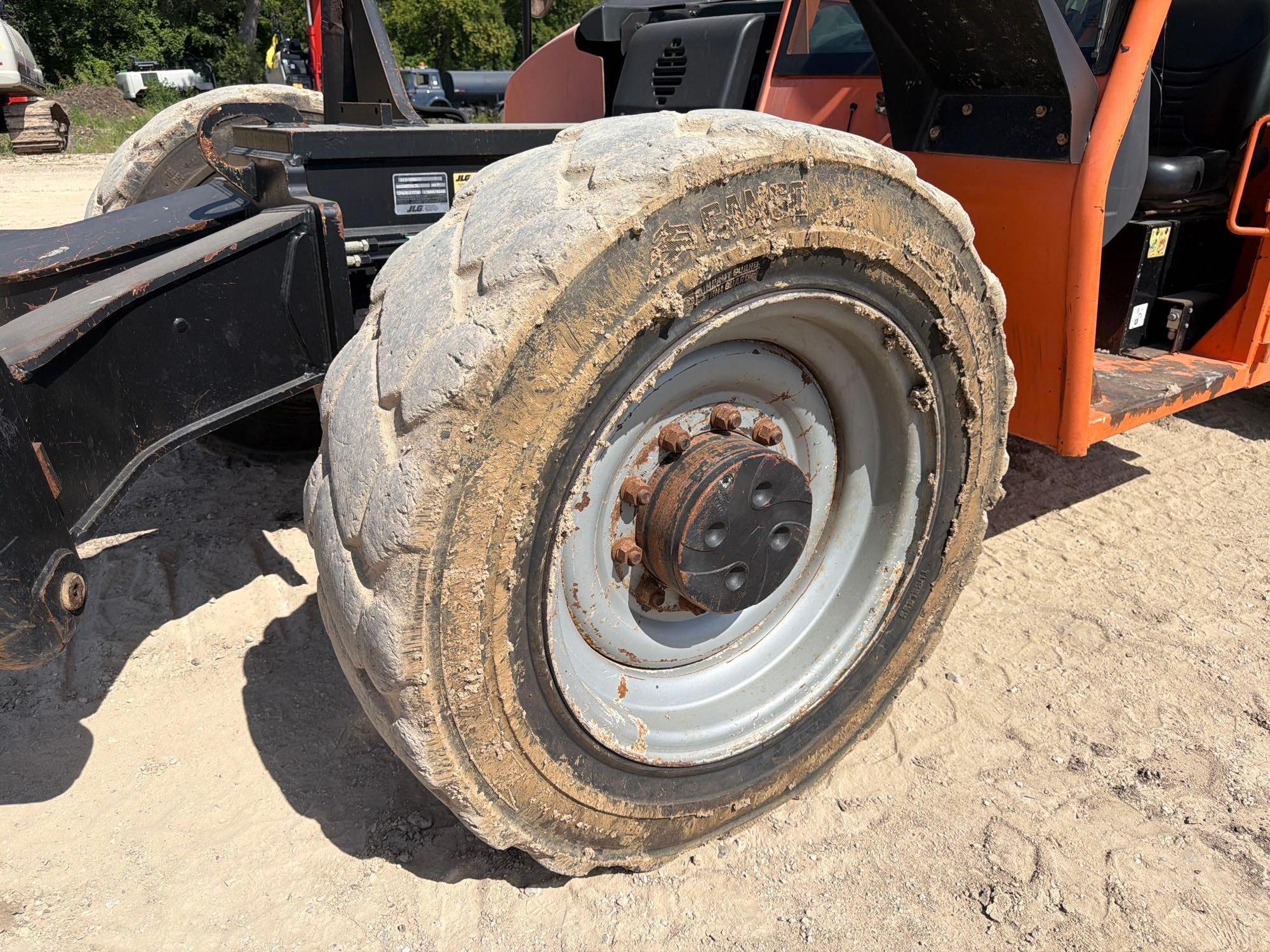 2014 JLG G12-55A