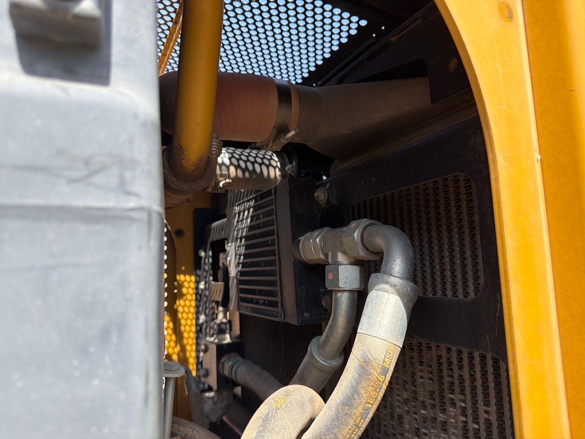2011 Caterpillar 140M
