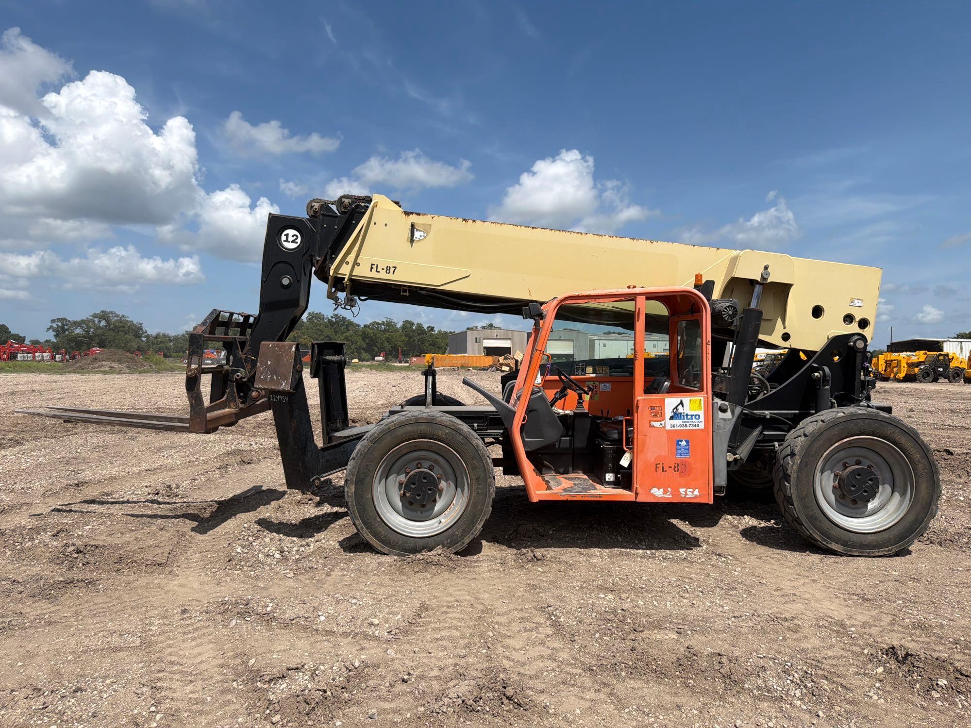 Photo of 2013 JLG G12-55A