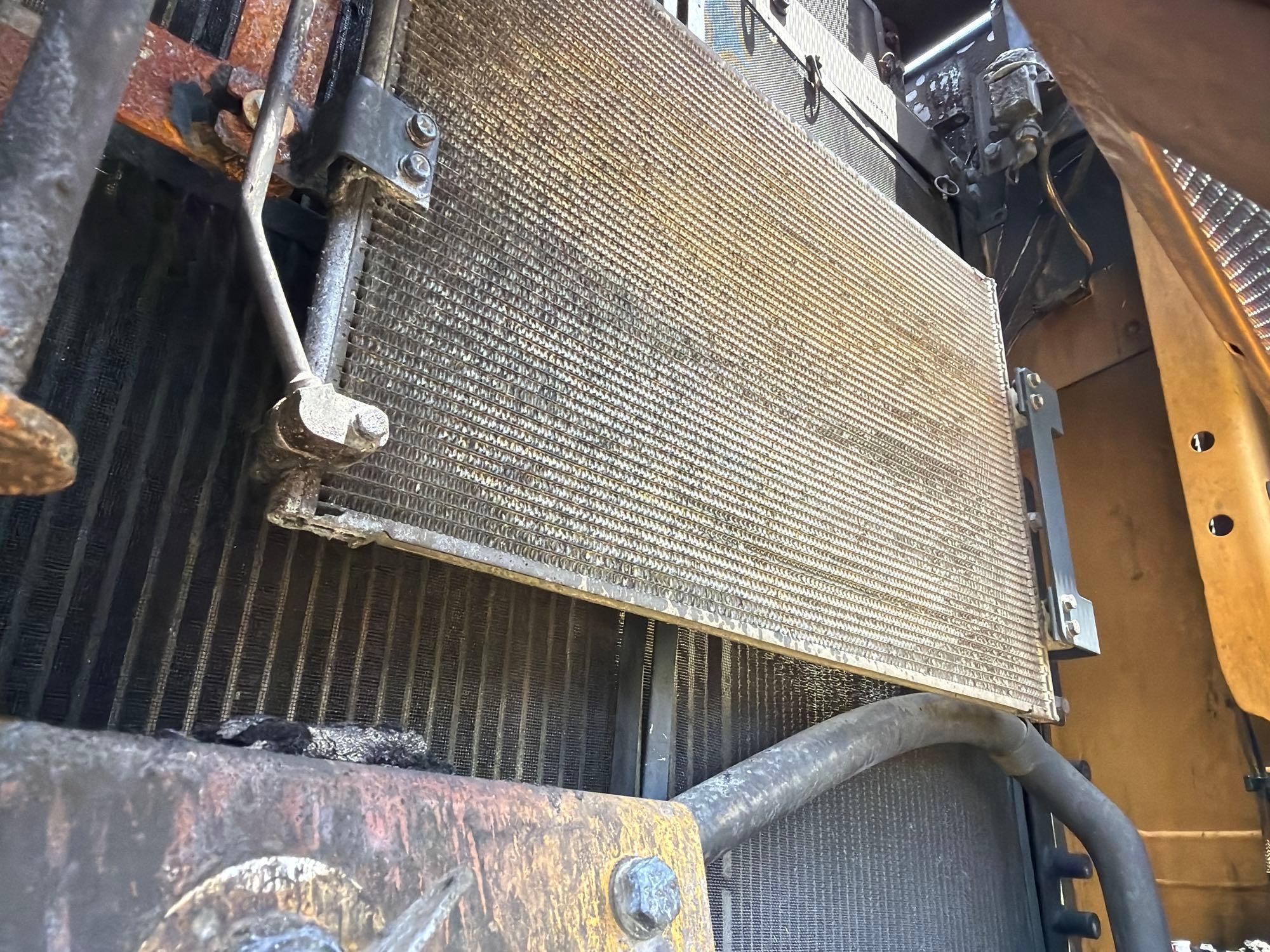 2022 Caterpillar 320