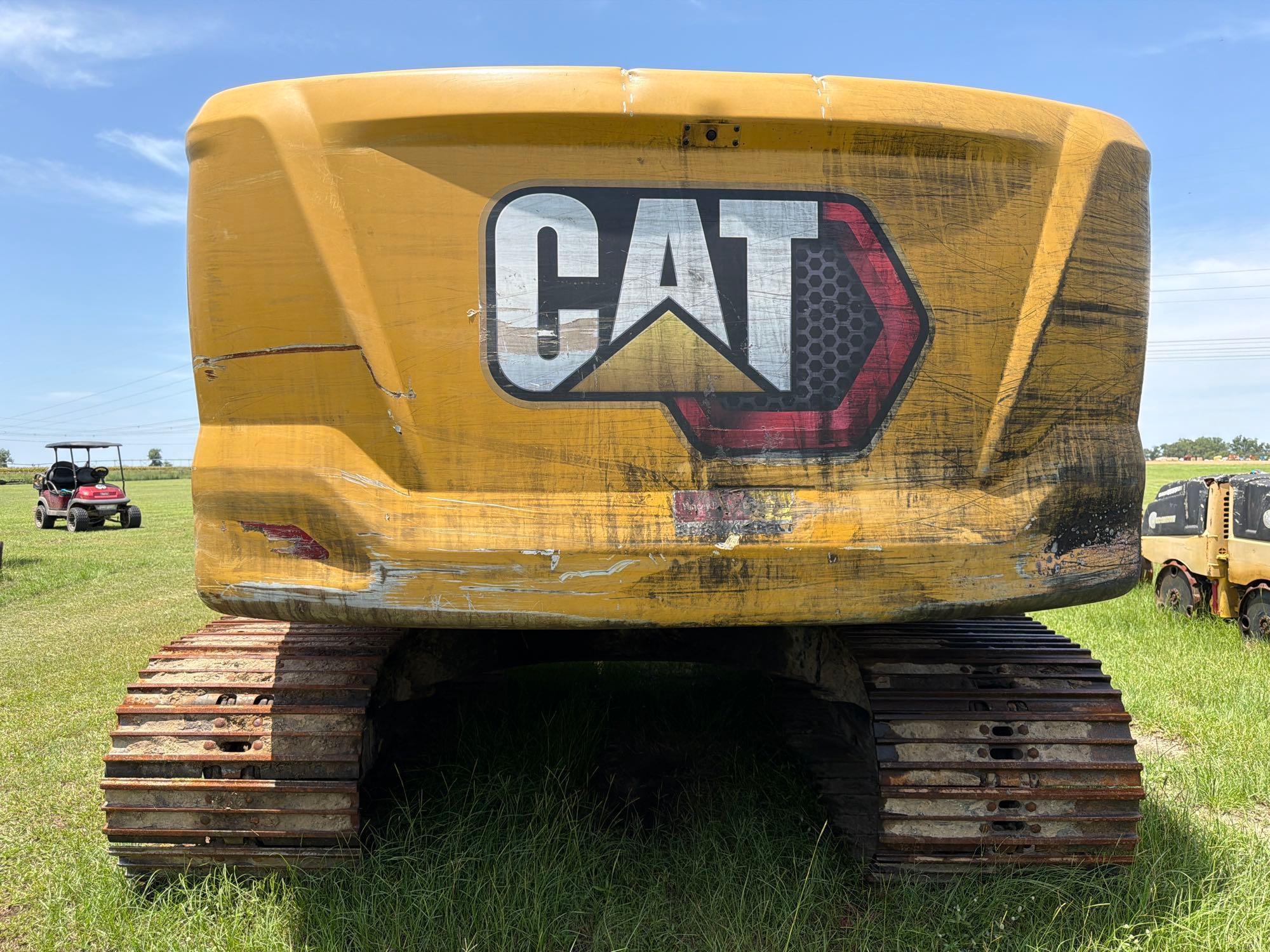 2022 Caterpillar 320