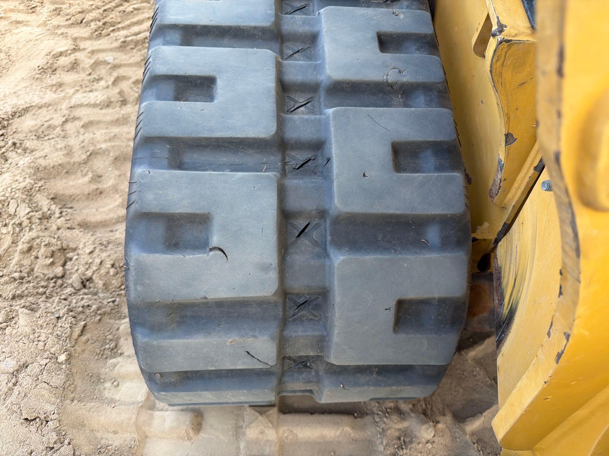 2024 Caterpillar 255