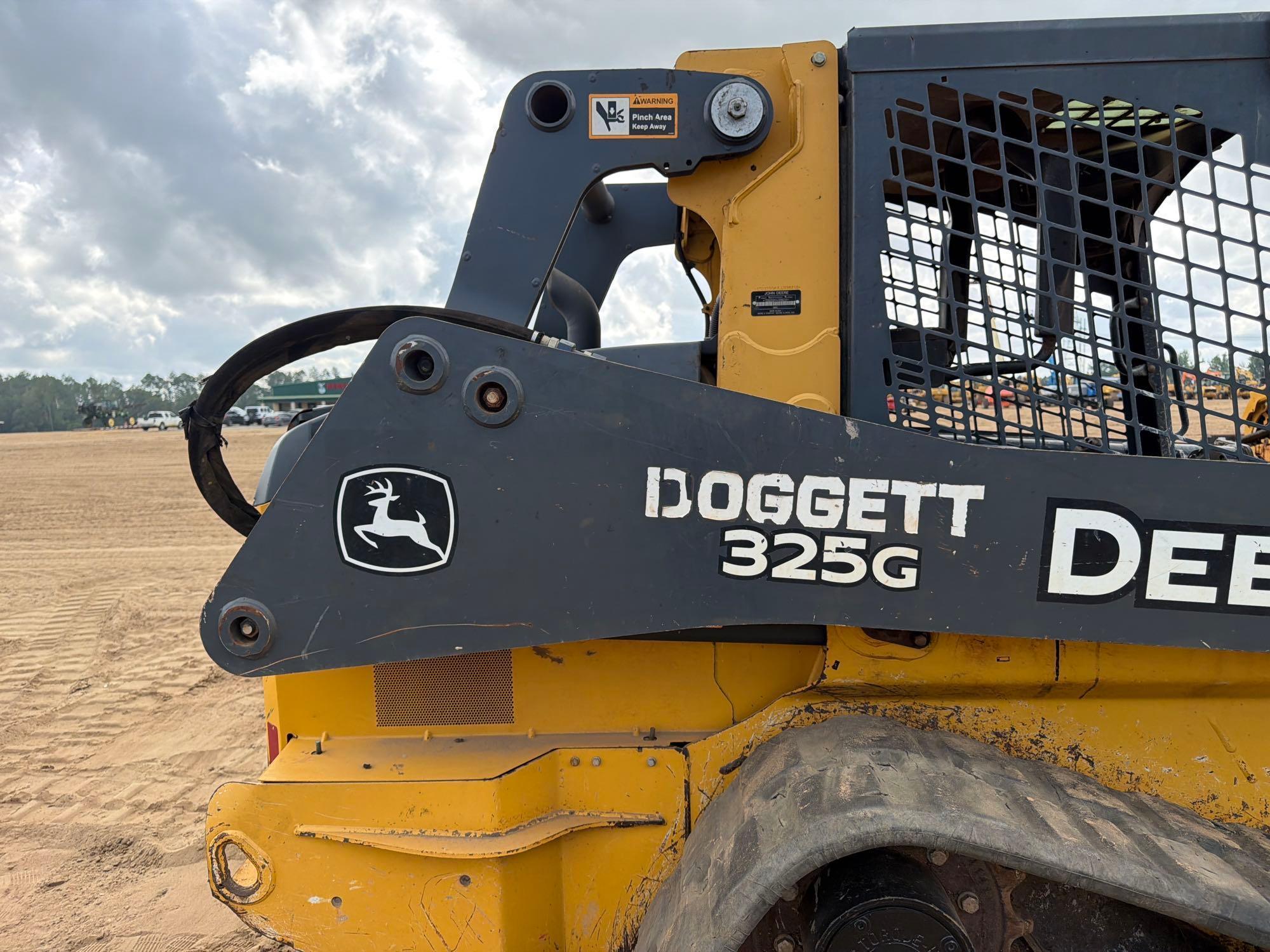 2018 John Deere 325G
