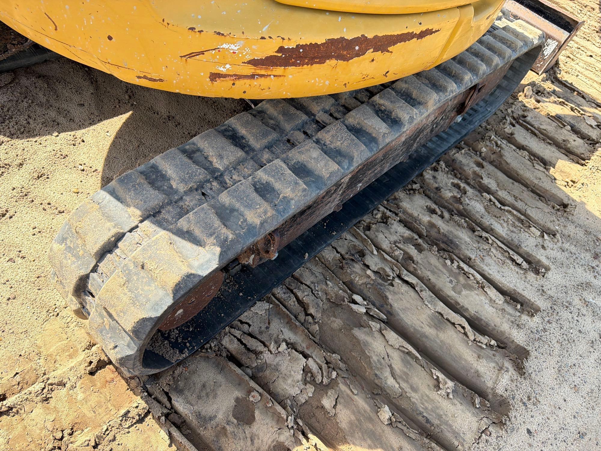 2015 Caterpillar 303