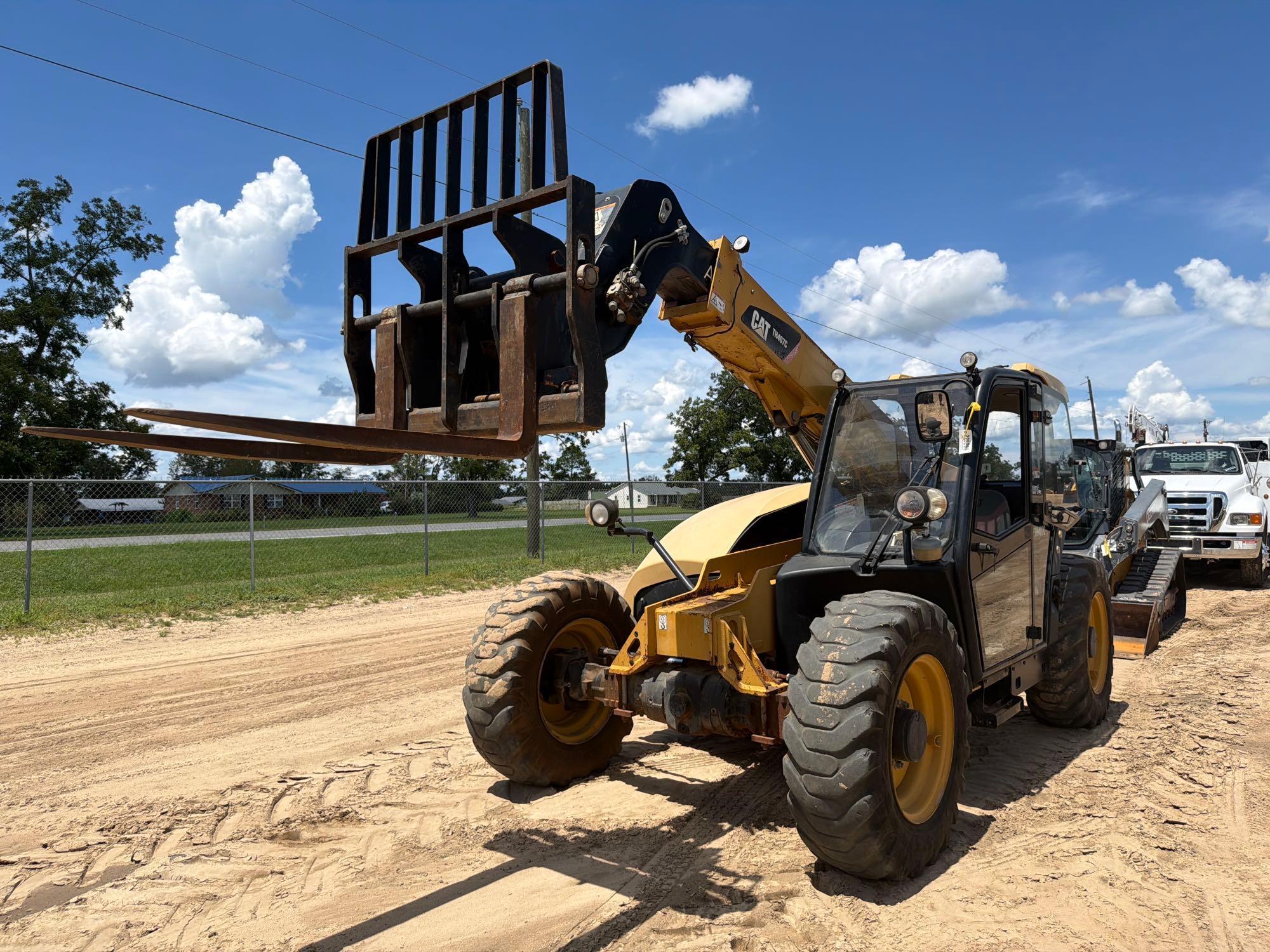 2014 Caterpillar TH407C
